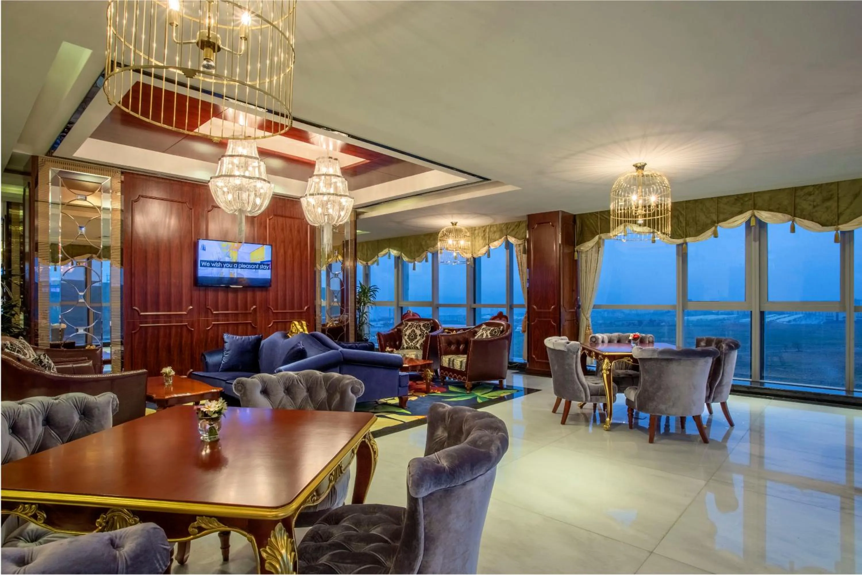 Lounge or bar in Hotels & Preference Hualing Tbilisi