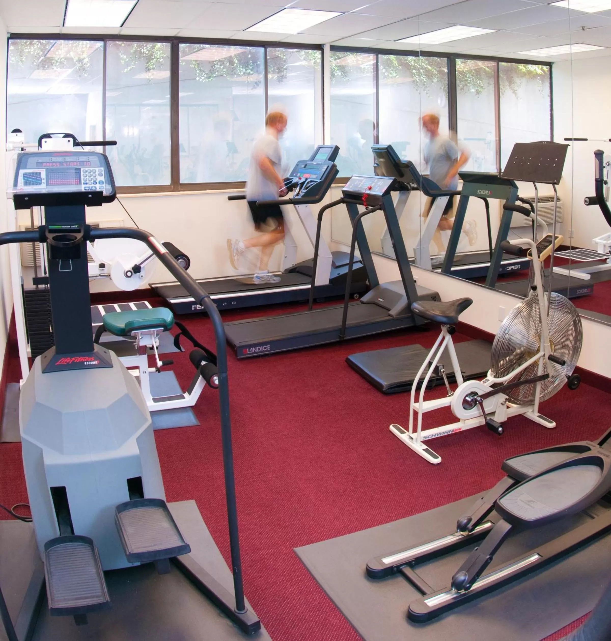 Fitness centre/facilities in Amsterdam Hotel