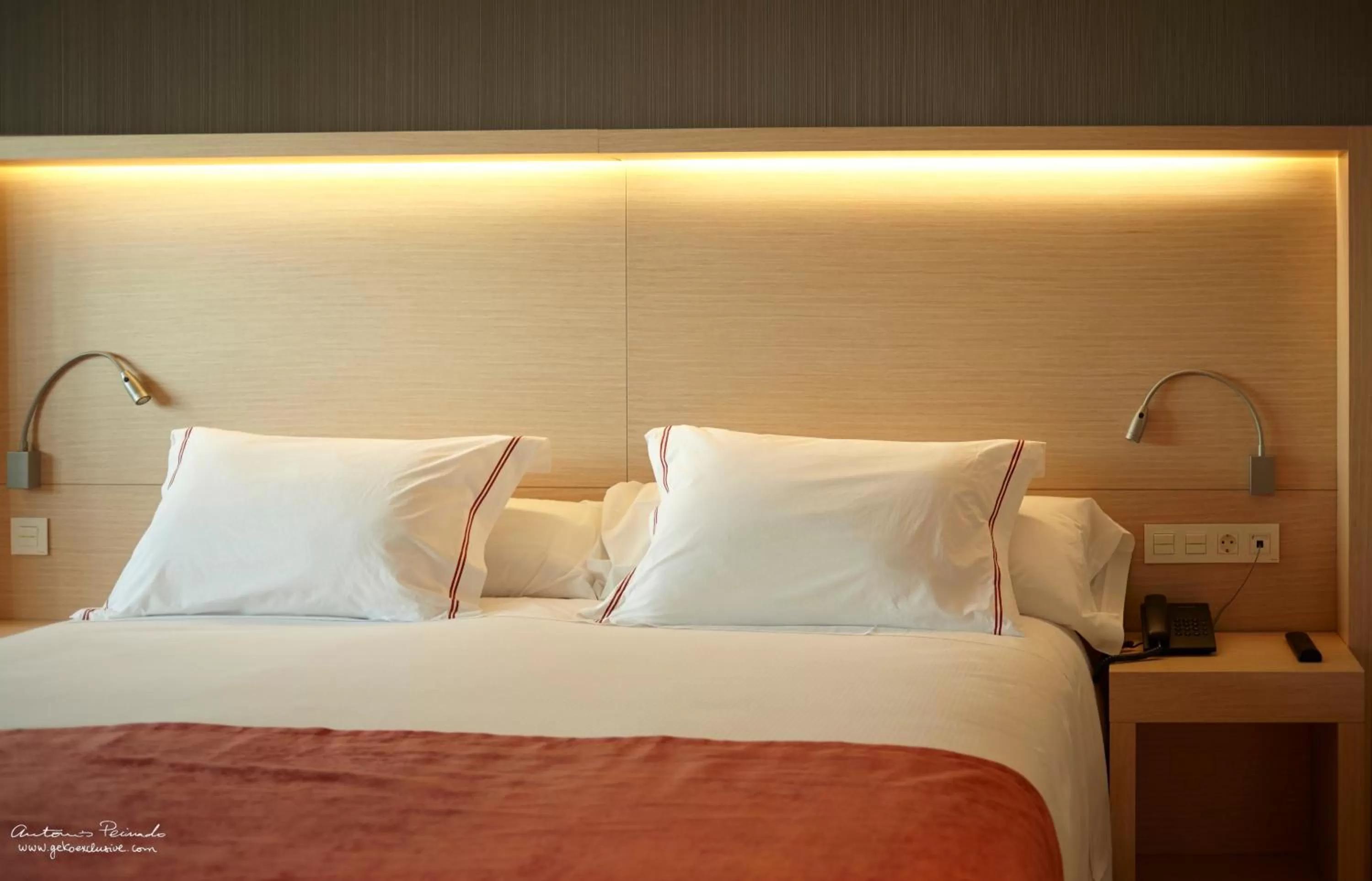 Double Room - 1 Bed in Sercotel Hola Tafalla