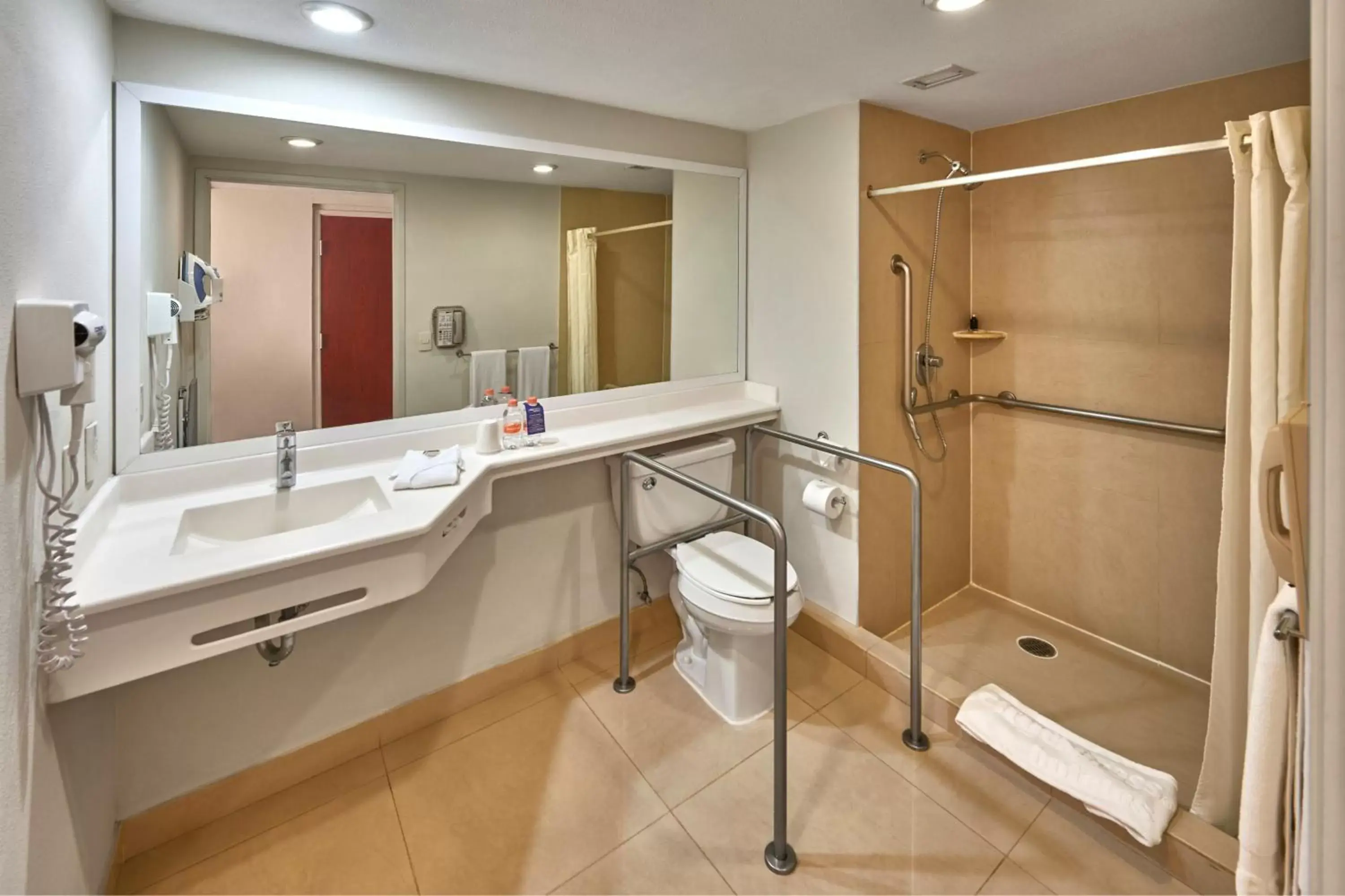 Bathroom in City Express by Marriott Manzanillo