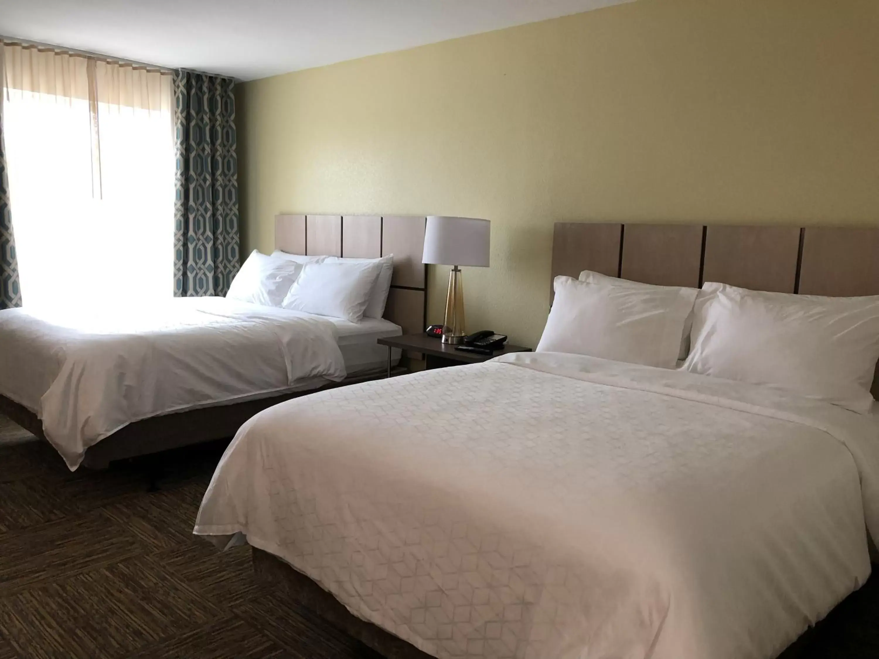 Bedroom, Bed in Candlewood Suites - Panama City Beach Pier Park, an IHG Hotel