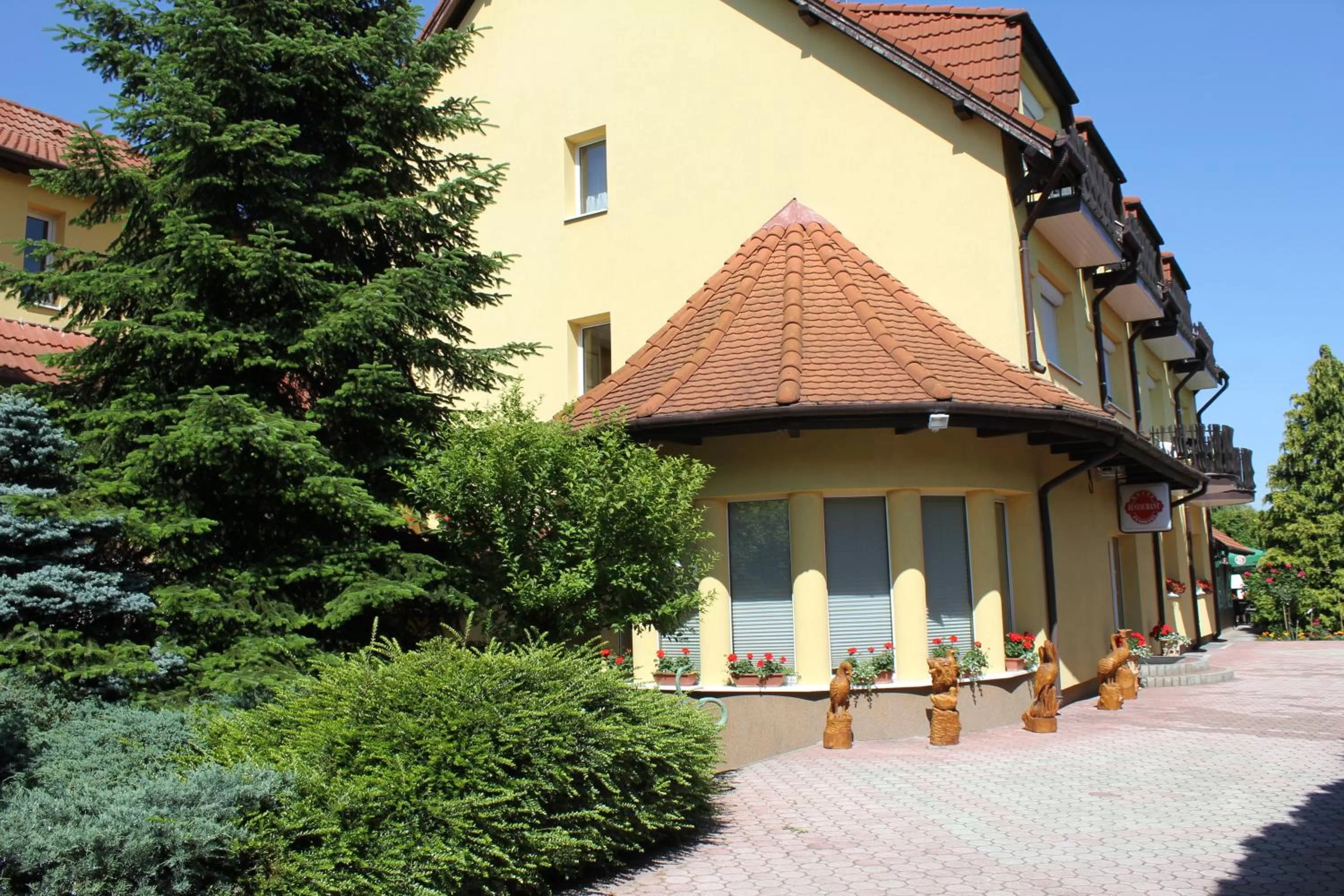 Facade/entrance in Hotel Panorama