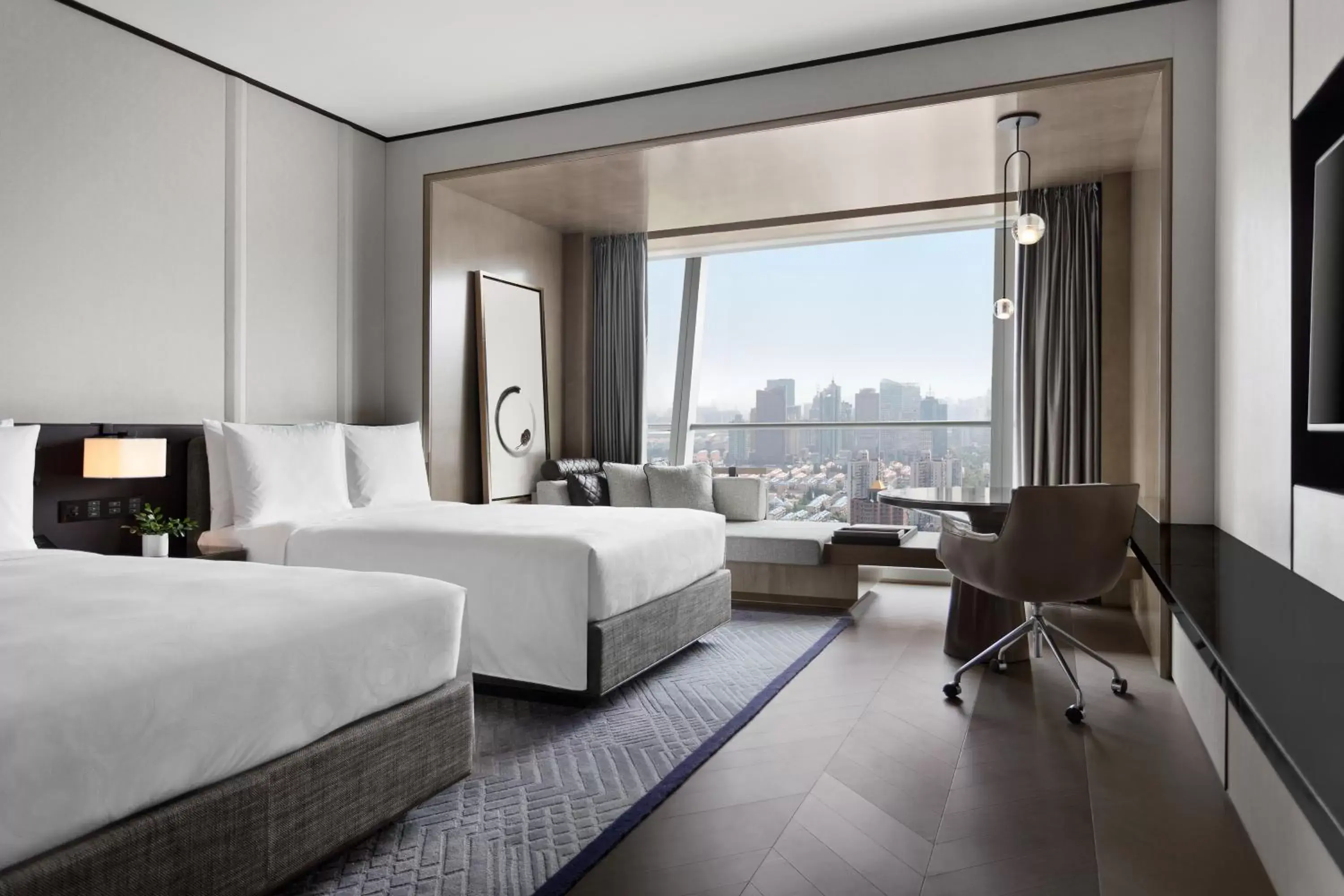 Deluxe Twin Room with City View in JW Marriott Marquis Hotel Shanghai Pudong Deluxe Twin Room with City View in JW Marriott Marquis Hotel Shanghai Pudong