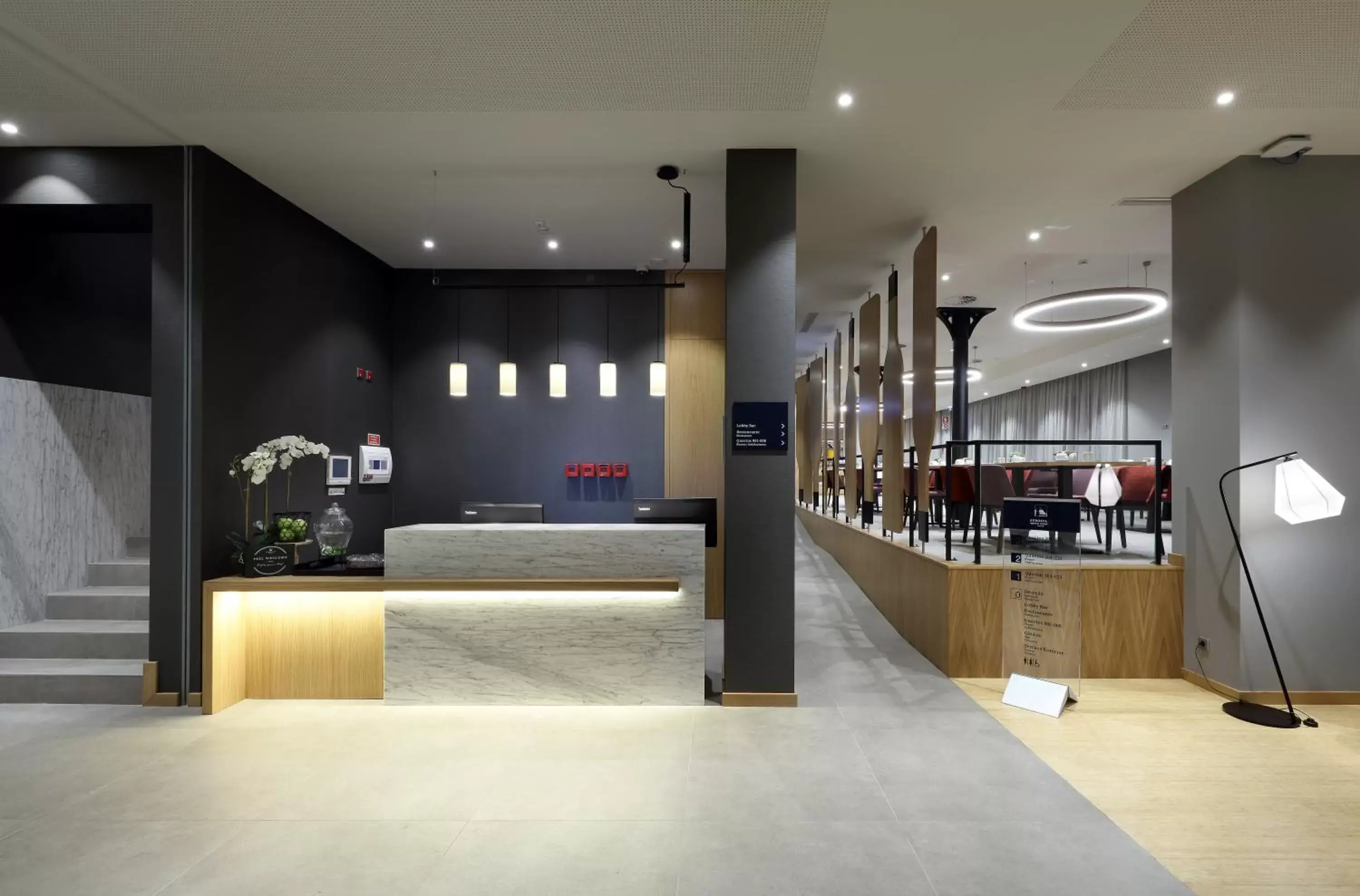Lobby or reception in Eurostars Porto Centro Lobby or reception in Eurostars Porto Centro