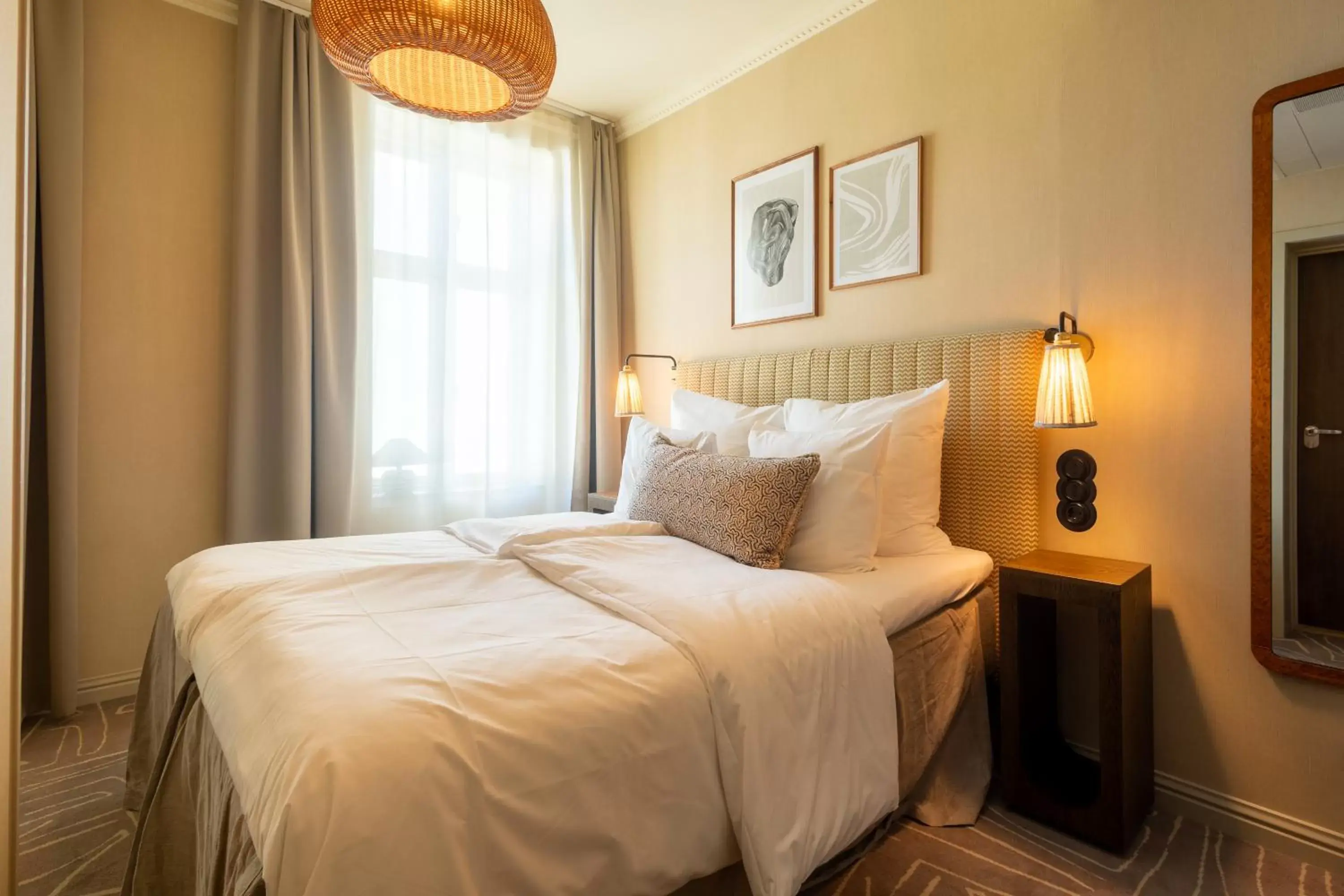 Standard King Room - single occupancy in NH Copenhagen Grand Joanne Standard King Room - single occupancy in NH Copenhagen Grand Joanne