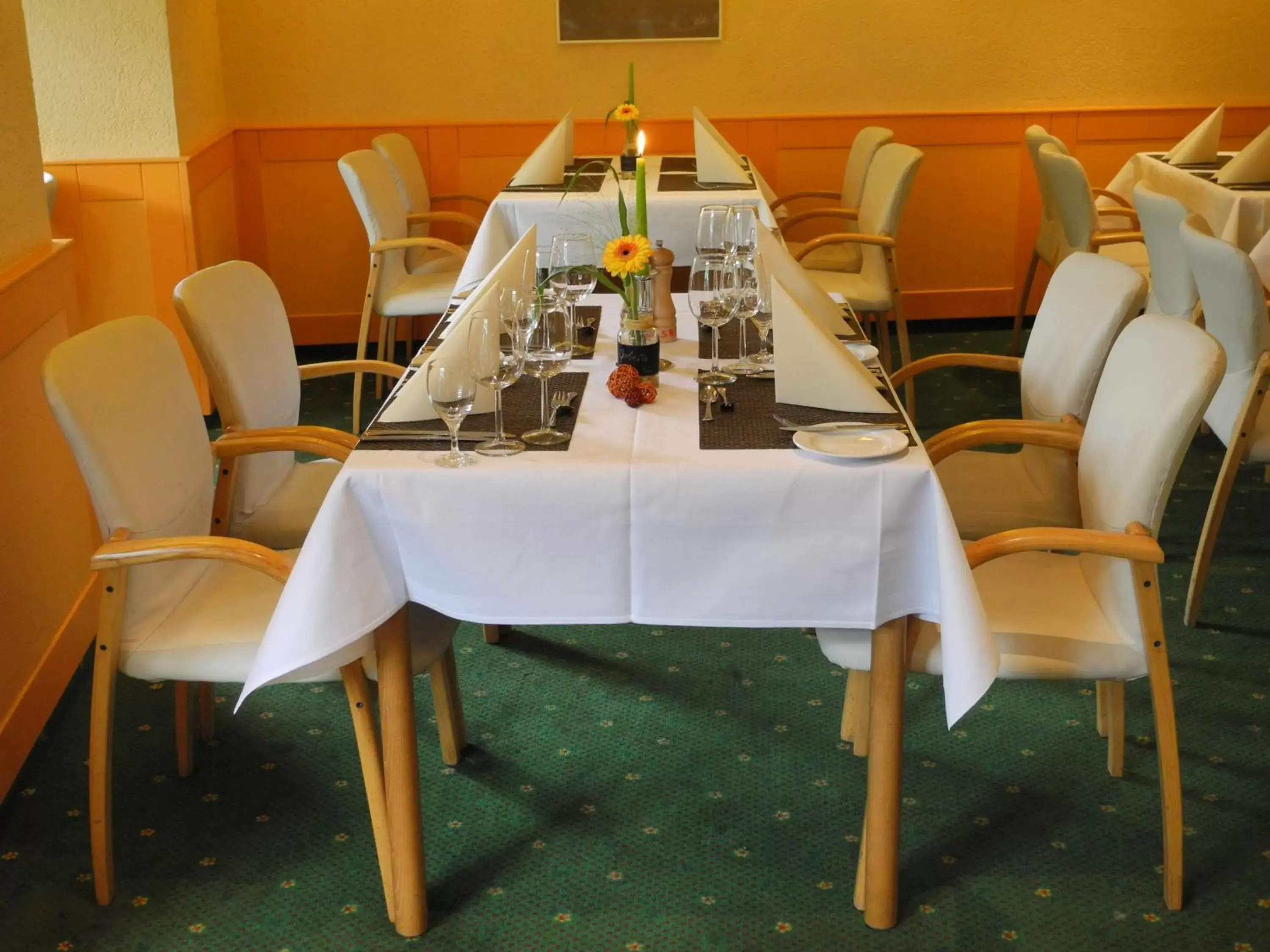 Restaurant/Places to Eat in Waldhotel Wandlitz