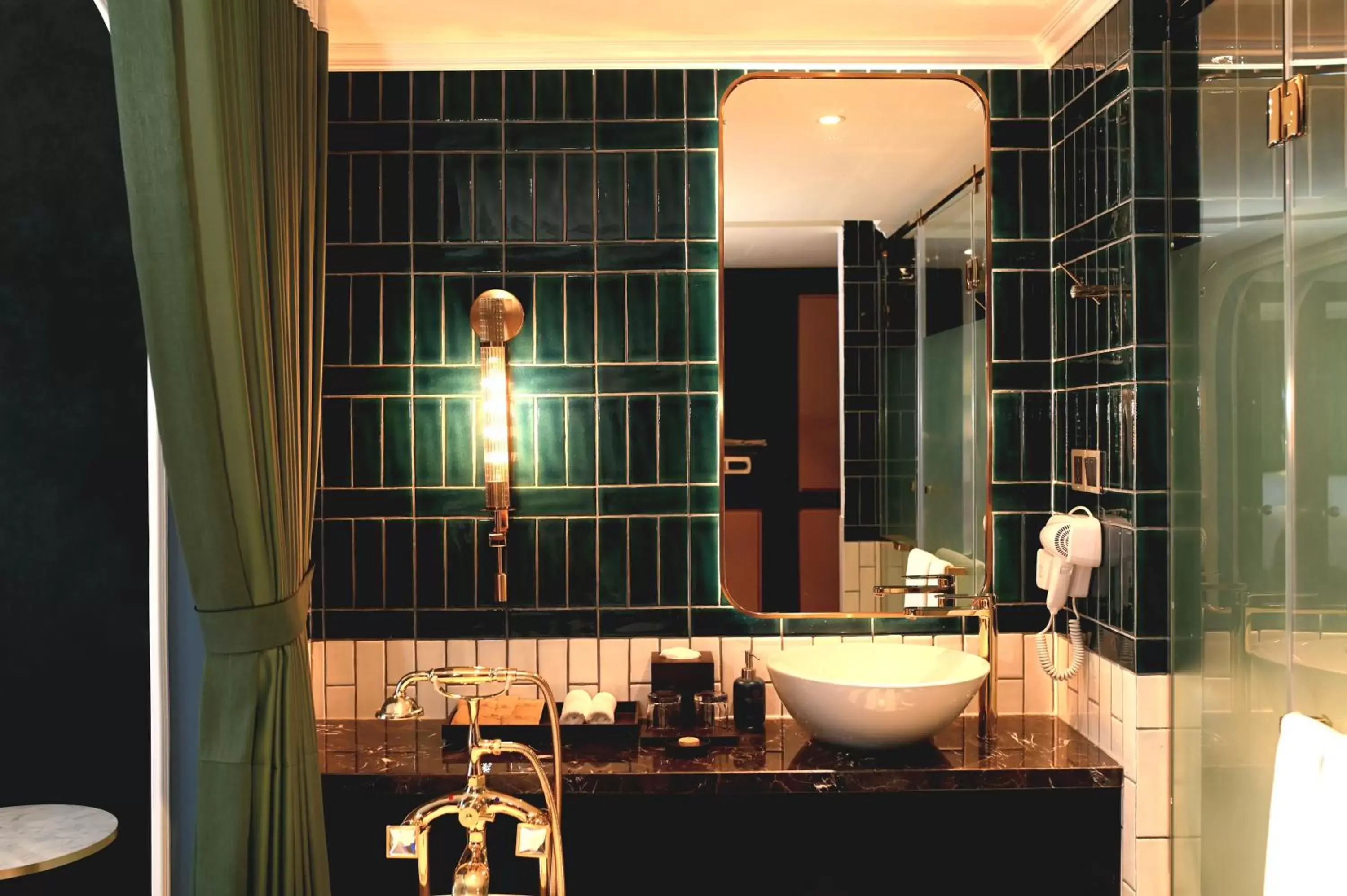 Bathroom in Bel Marina Hoi An Resort