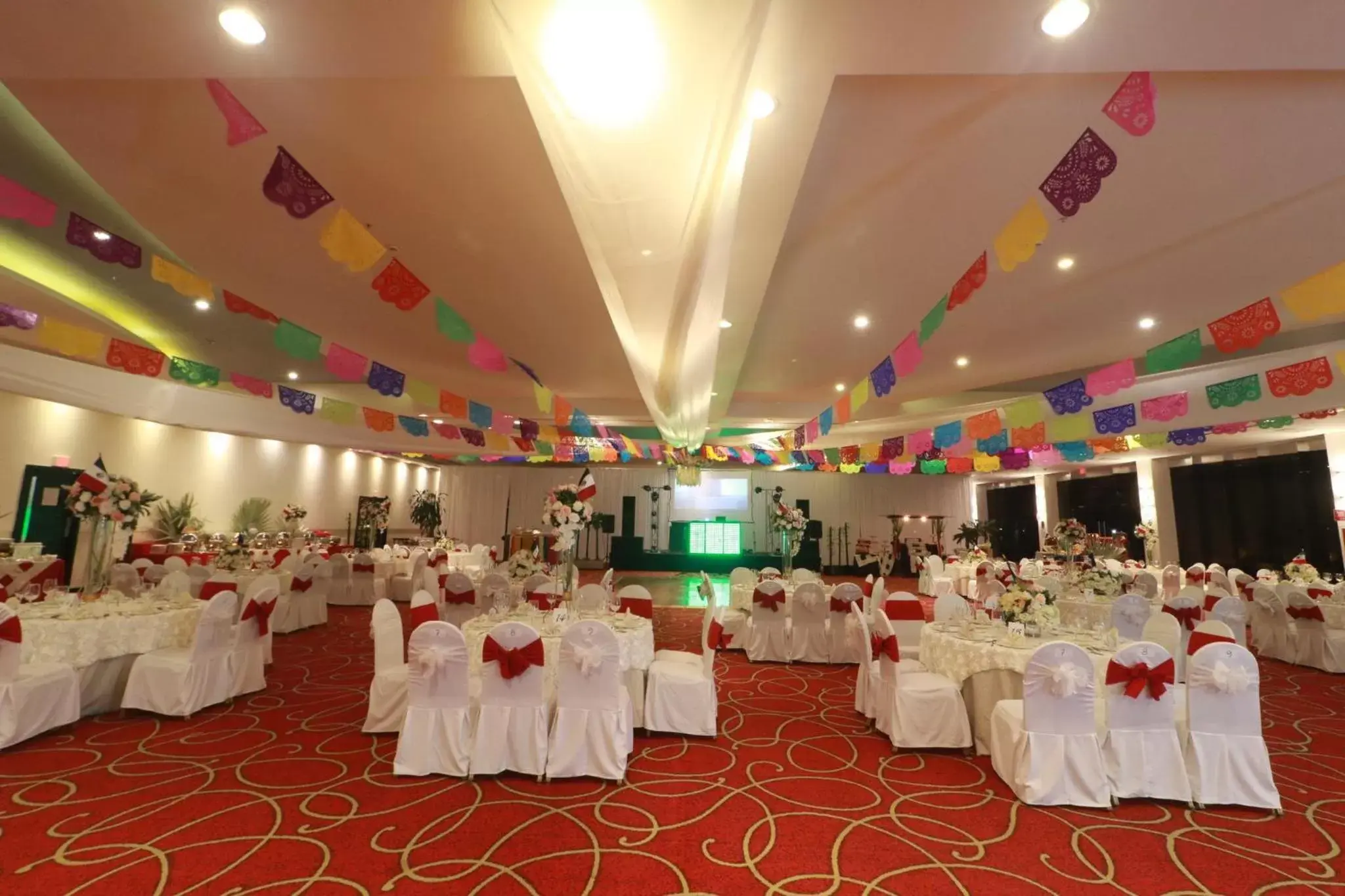 Spa and wellness centre/facilities, Banquet Facilities in Holiday Inn Tuxpan - Convention Center, an IHG Hotel