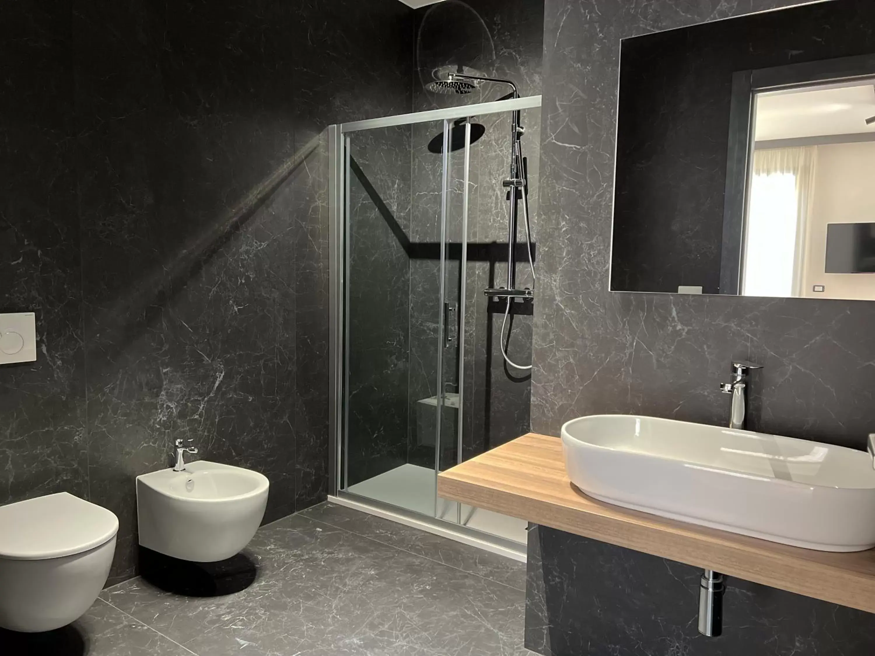 Bathroom in Glass House - Smart Rooms & Parking