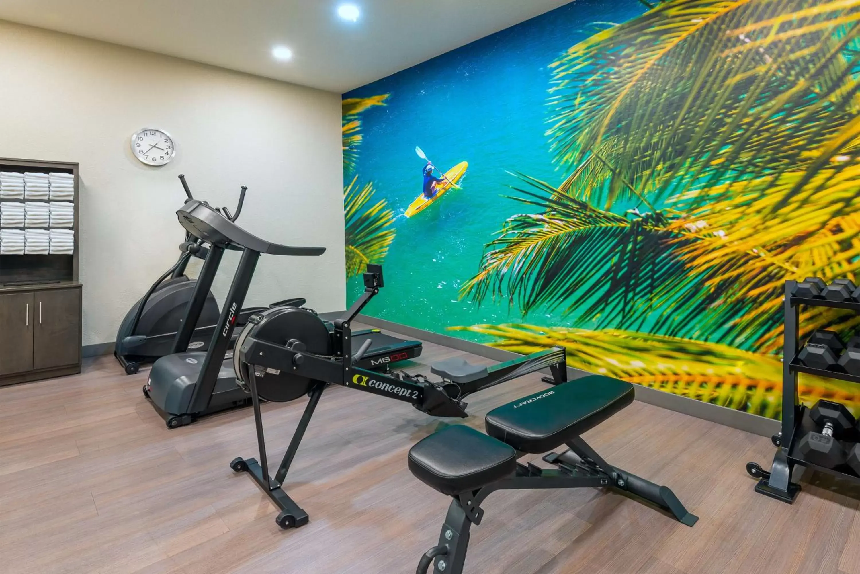 Fitness centre/facilities, Fitness Center/Facilities in Ameniti Bay - Best Western Signature Collection