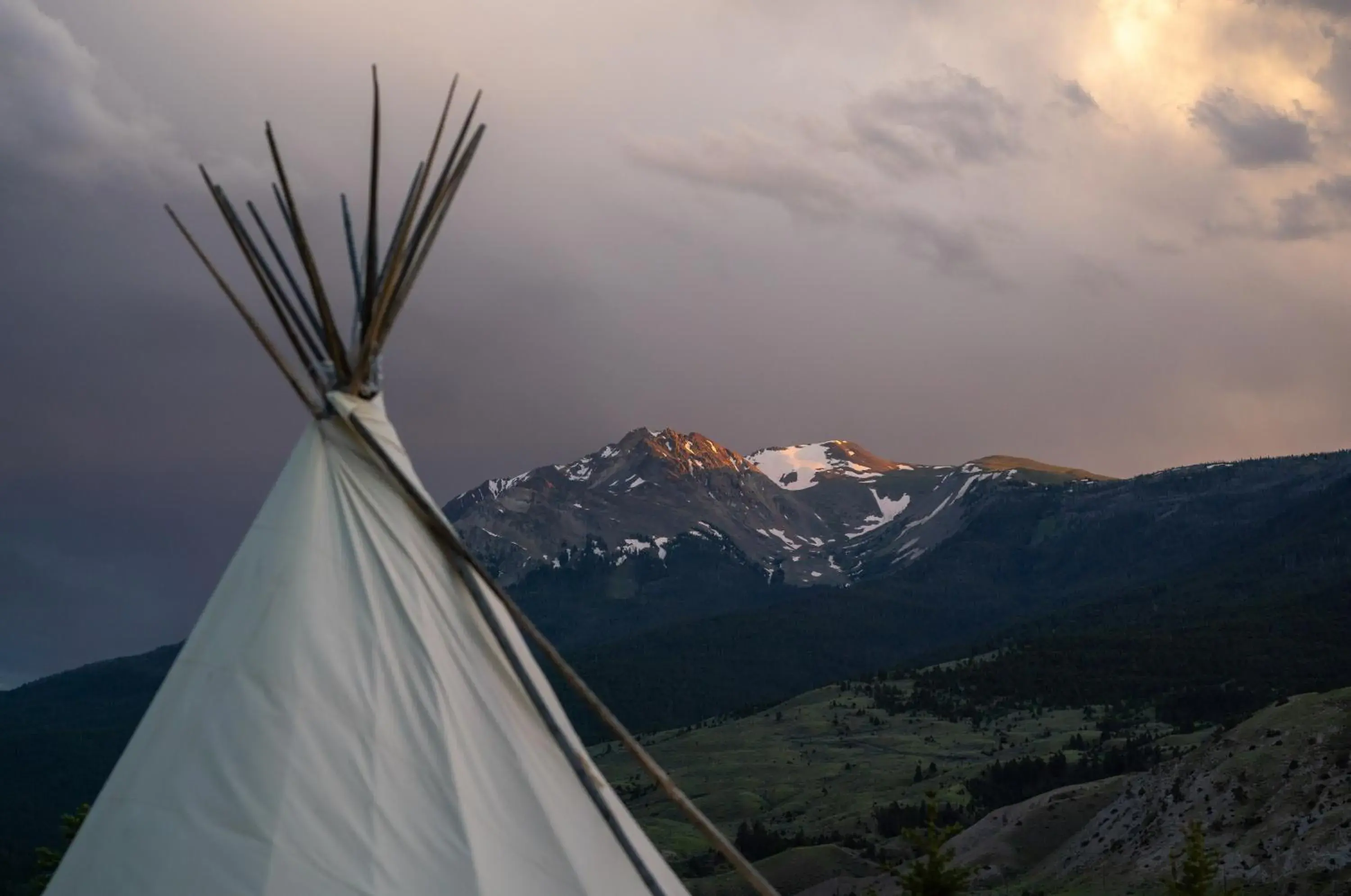 Natural landscape, Mountain View in Dreamcatcher Tipi Hotel