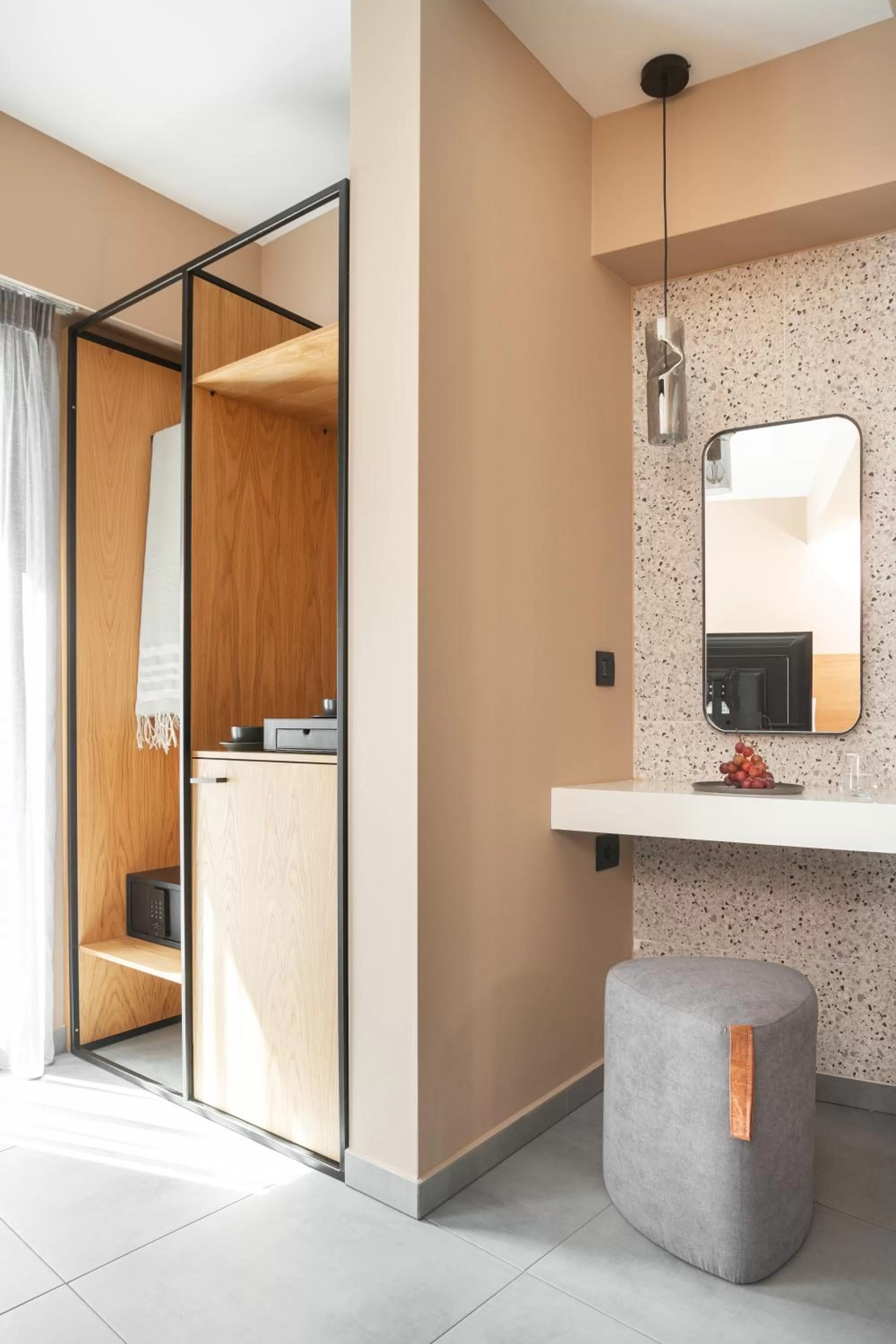 Coffee/tea facilities in 11 Enteka Acropolis Suites