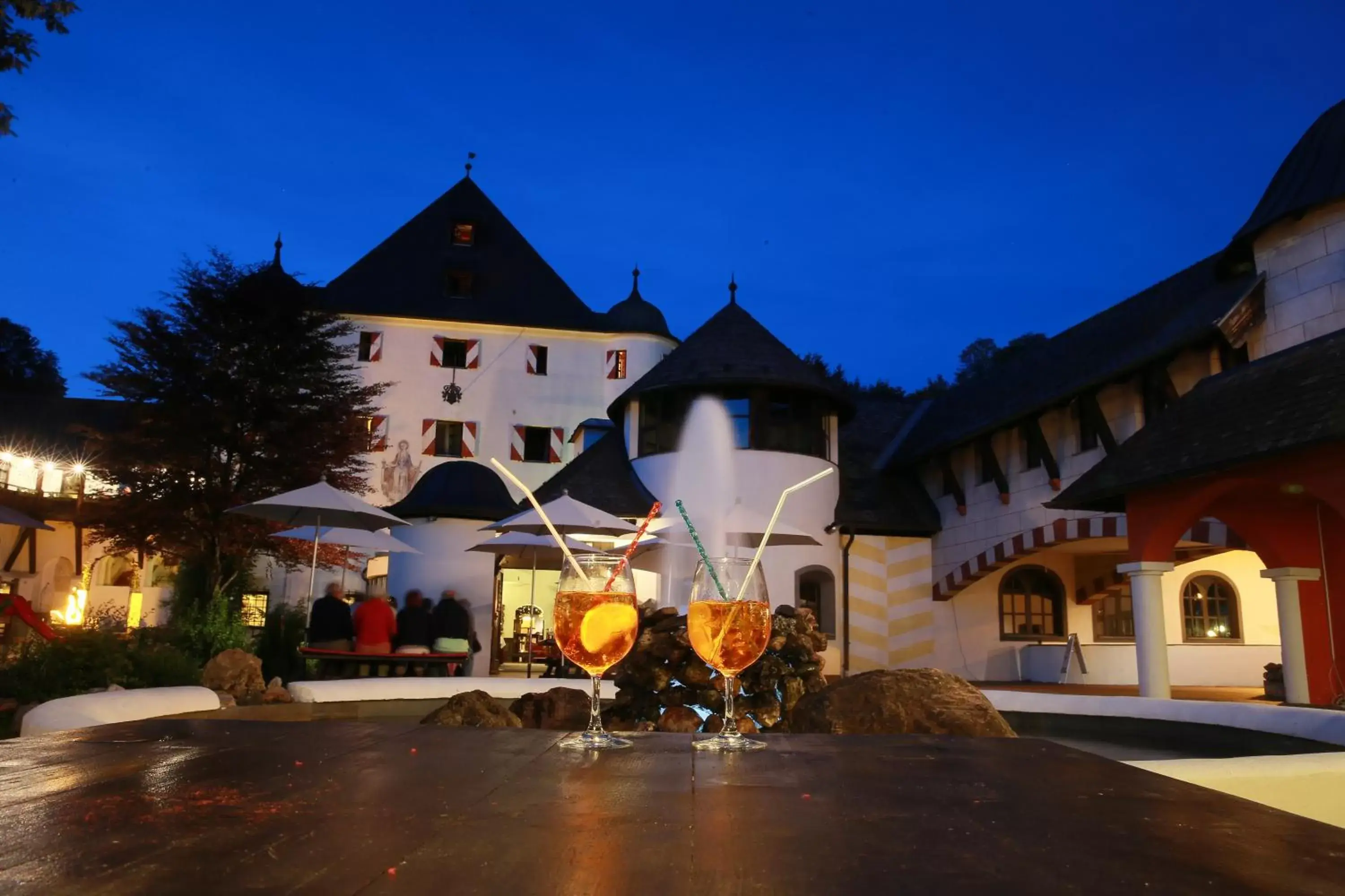 Facade/entrance, Property Building in Family Hotel Schloss Rosenegg