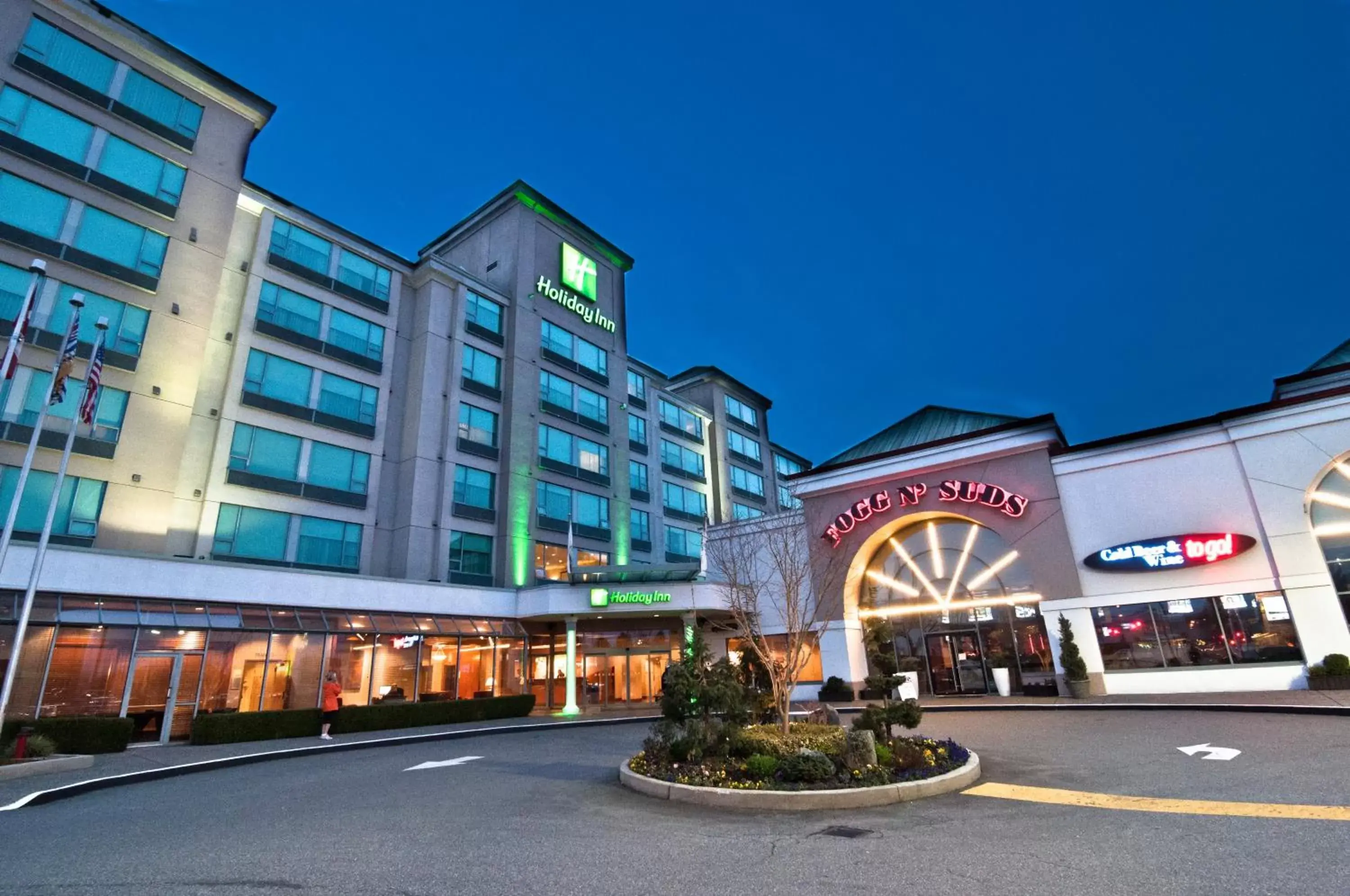 Property Building in Holiday Inn Vancouver Airport Richmond, an IHG Hotel