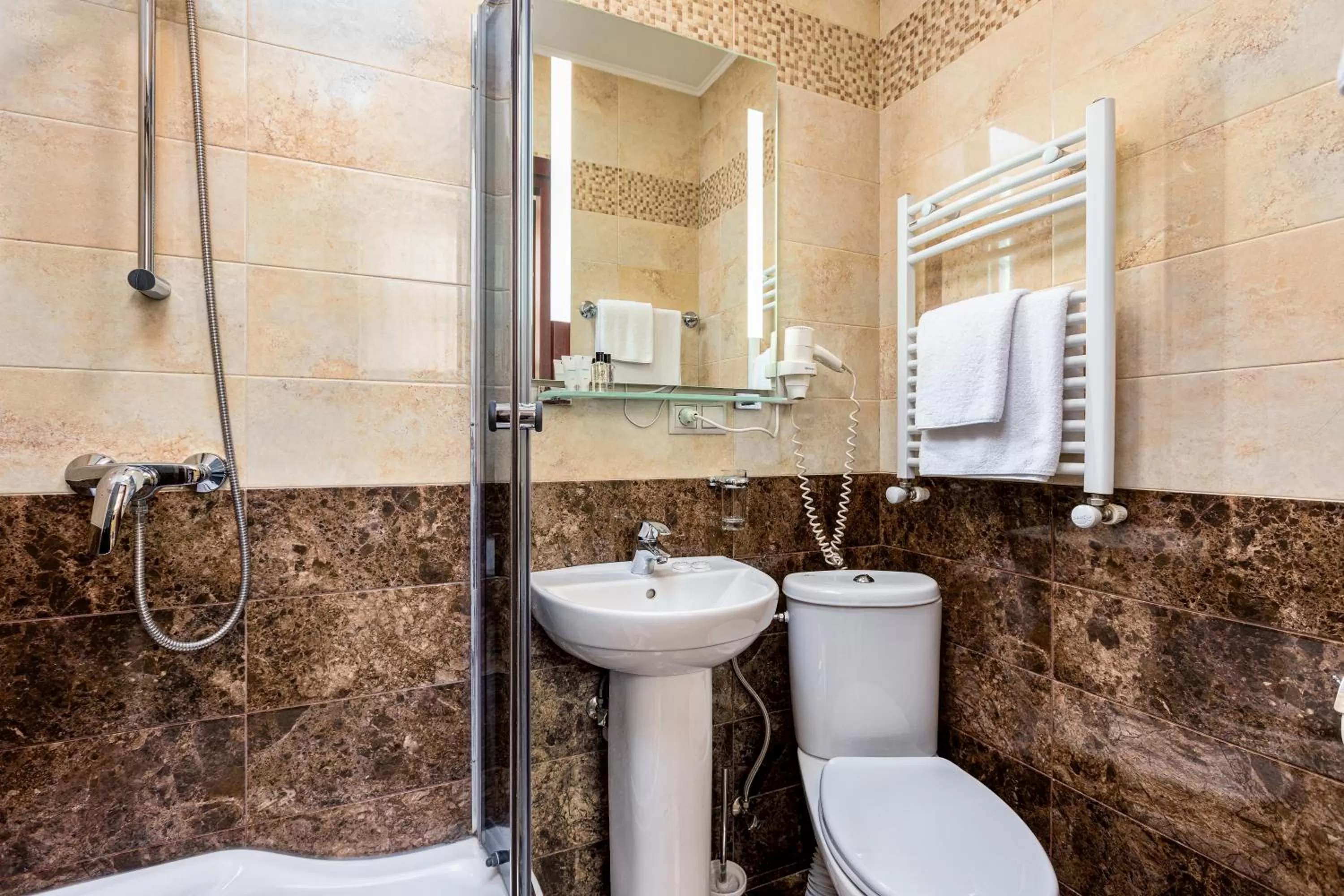 Bathroom in Sharden Hotel