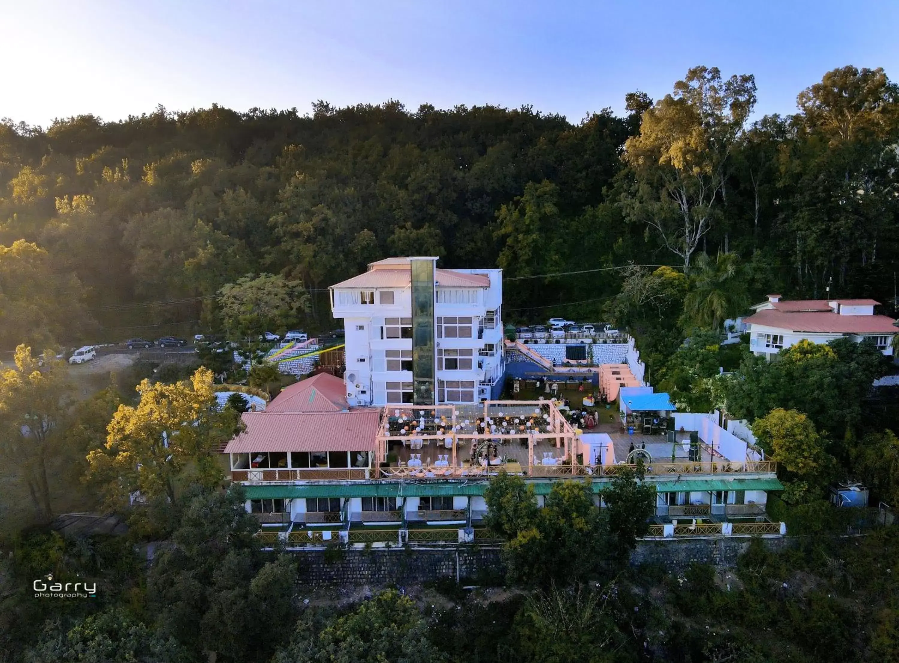 Property building, Bird's-eye View in Hotel Rajpur Heights