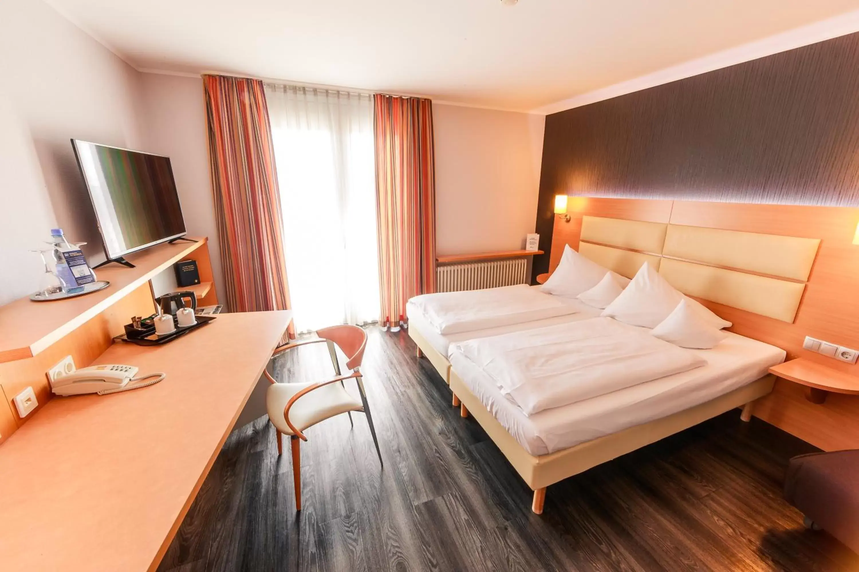 Bed in Best Western Plaza Hotel Stuttgart-Ditzingen