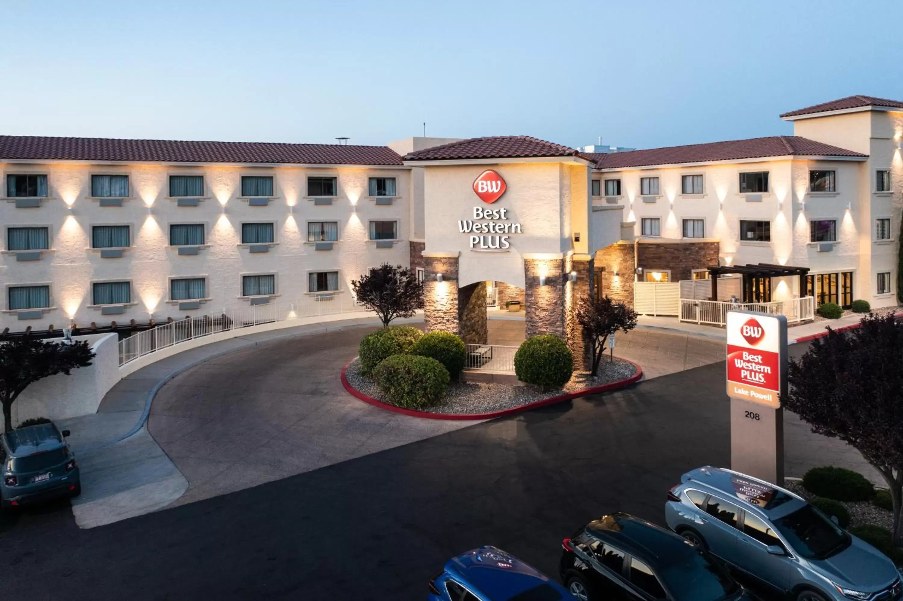 Property Building in Best Western Plus At Lake Powell