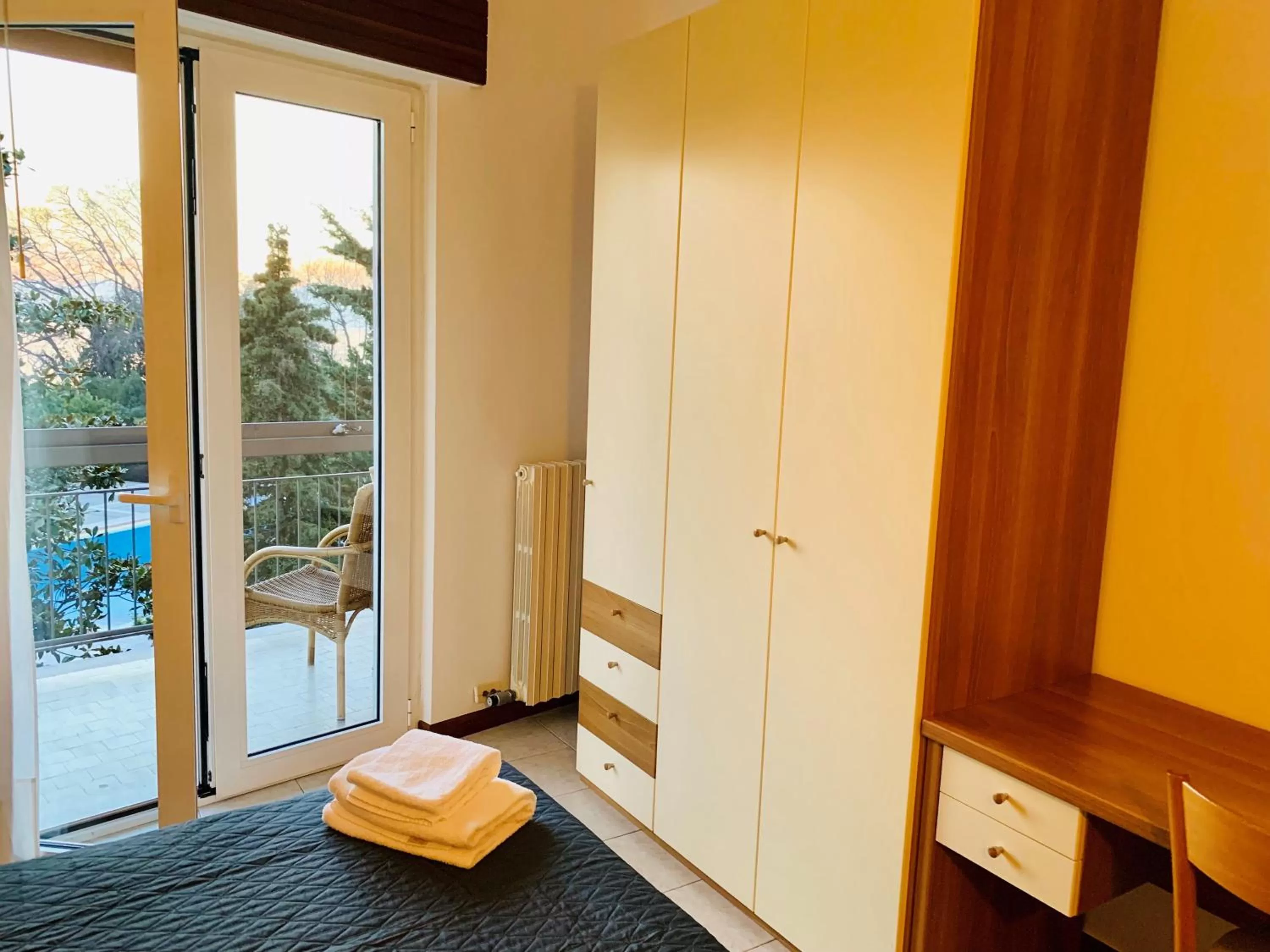 Balcony/Terrace in Front Lake Apartment Bardolino