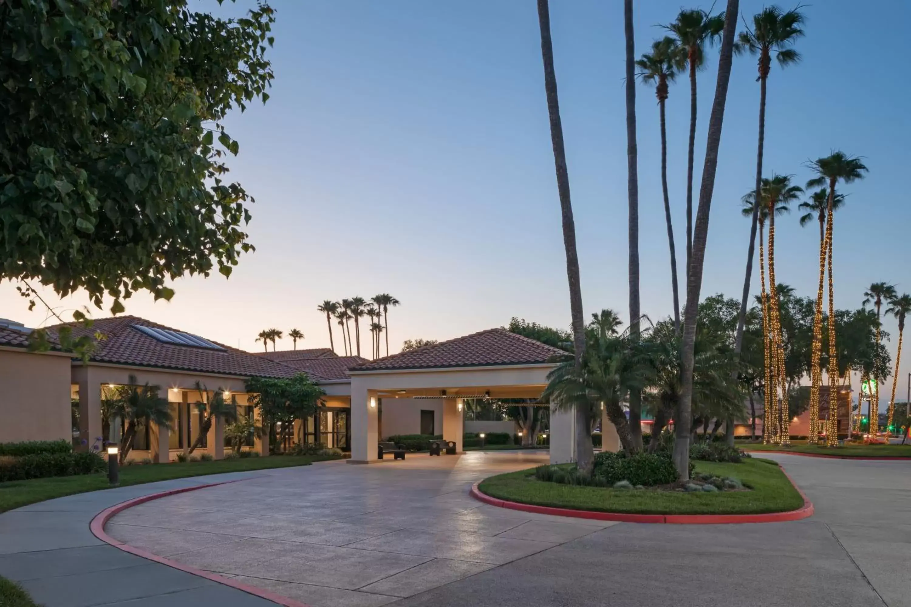 Property Building in Courtyard Anaheim Buena Park