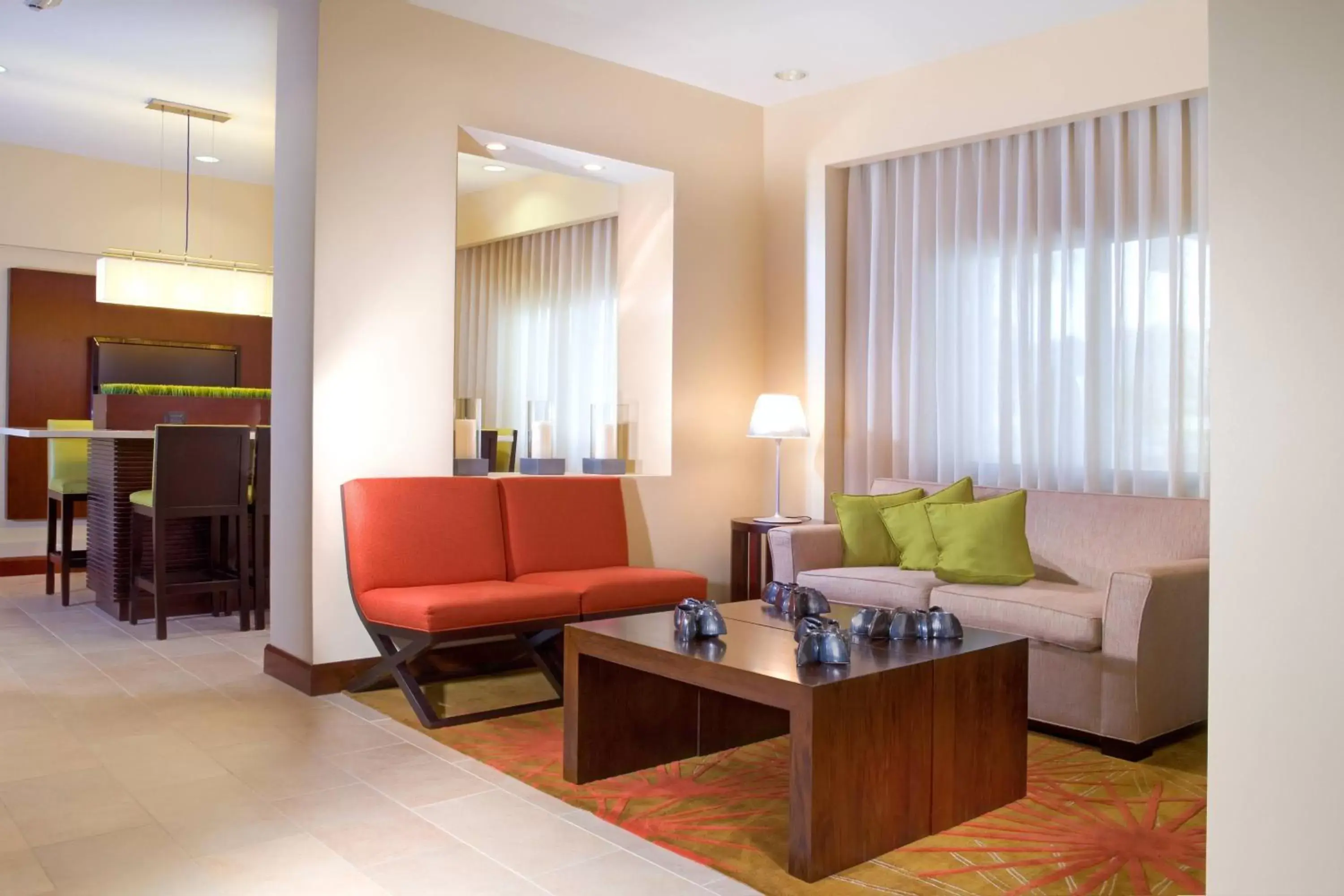 Lounge or bar, Seating Area in Courtyard by Marriott Port of Spain