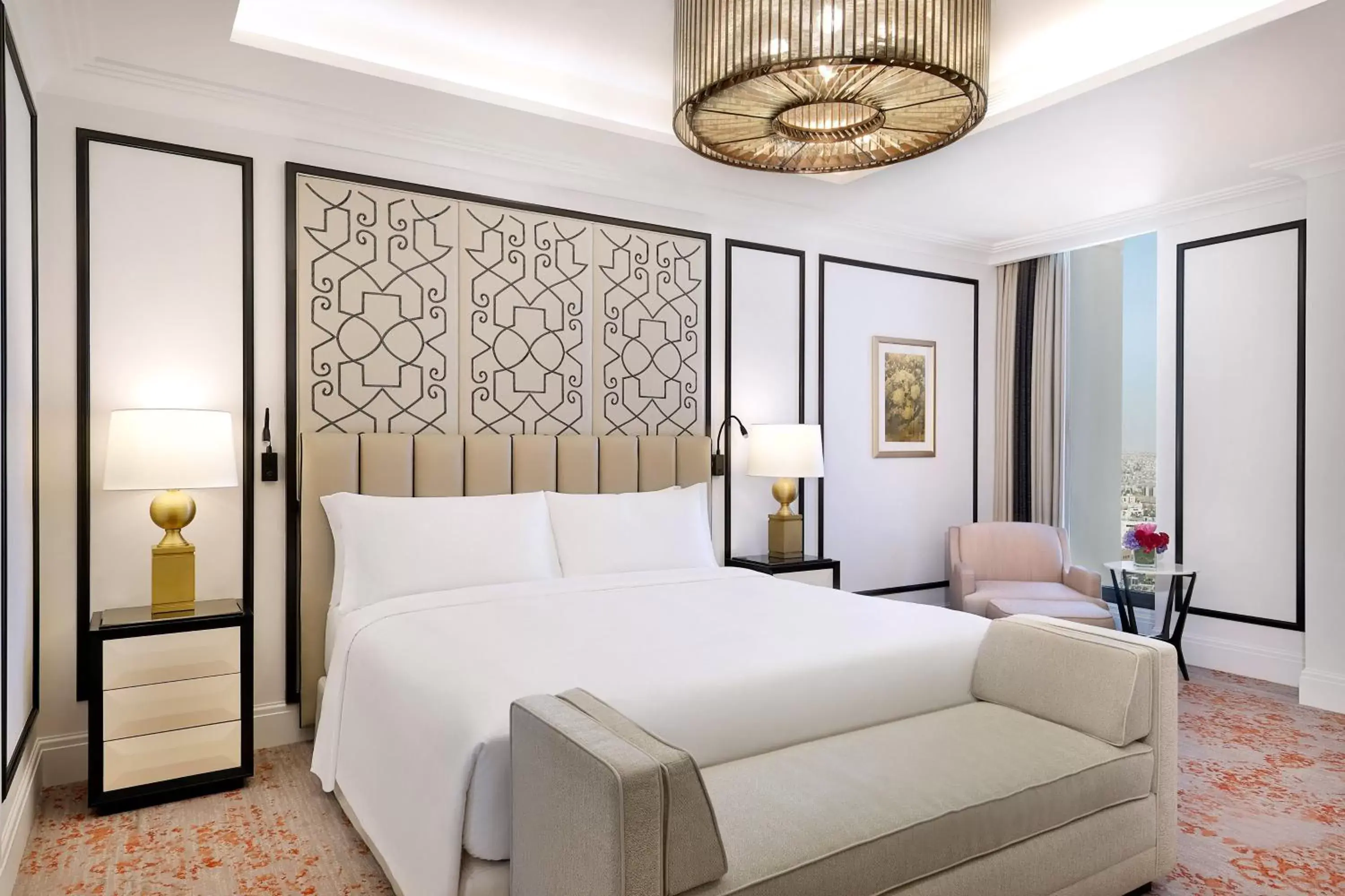 Bedroom, Bed in The St. Regis Amman