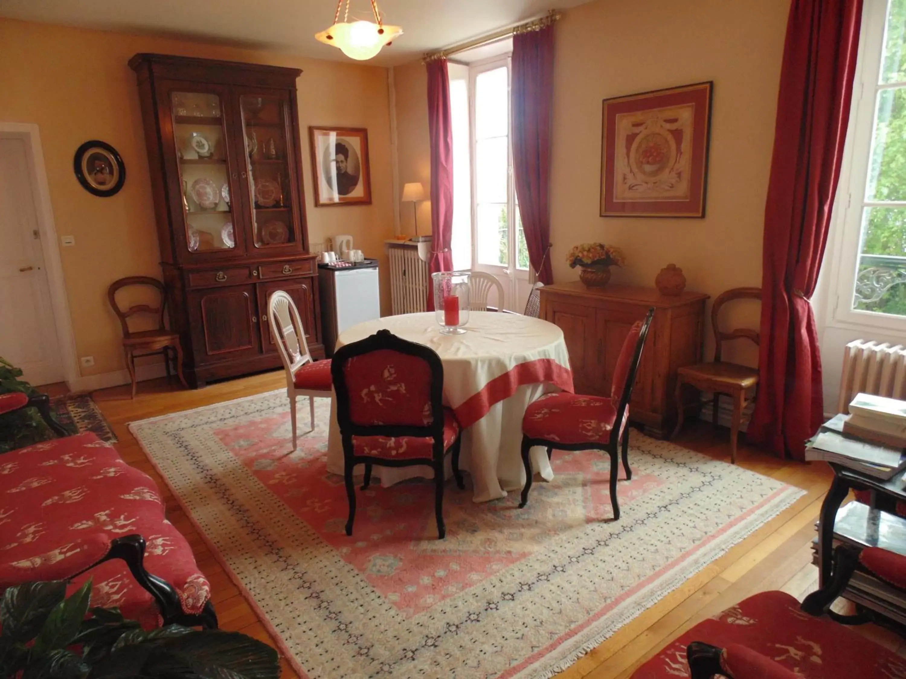 Living room, Dining Area in Clos Saint Nicolas