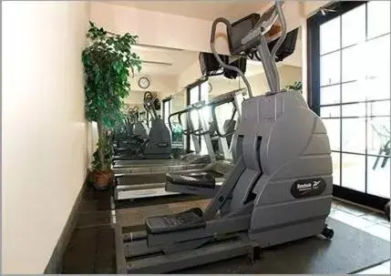 Fitness Center/Facilities in Quality Inn & Suites Oklahoma City North