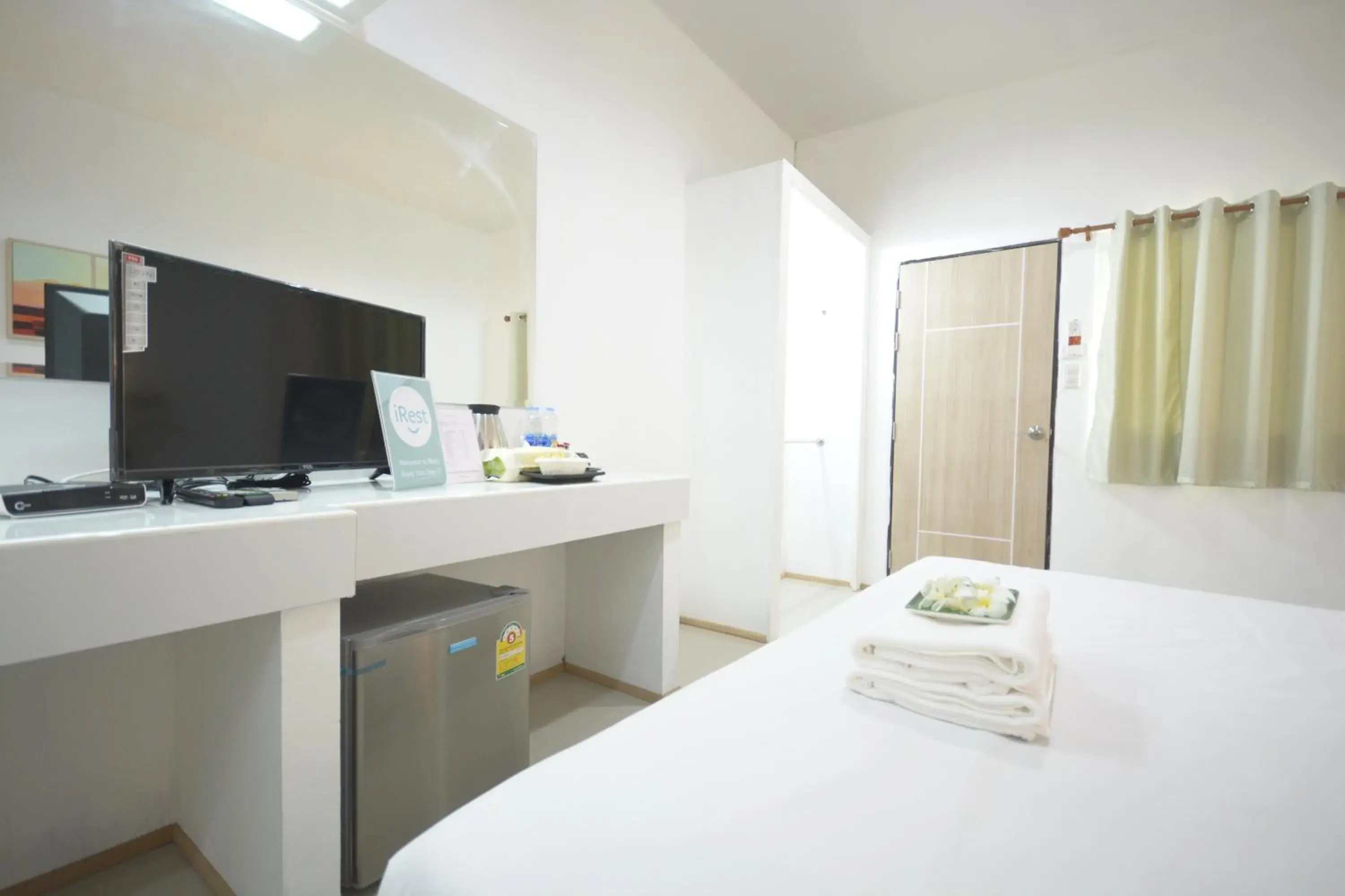 Bedroom in iRest Ao Nang Sea Front (SHA Plus)