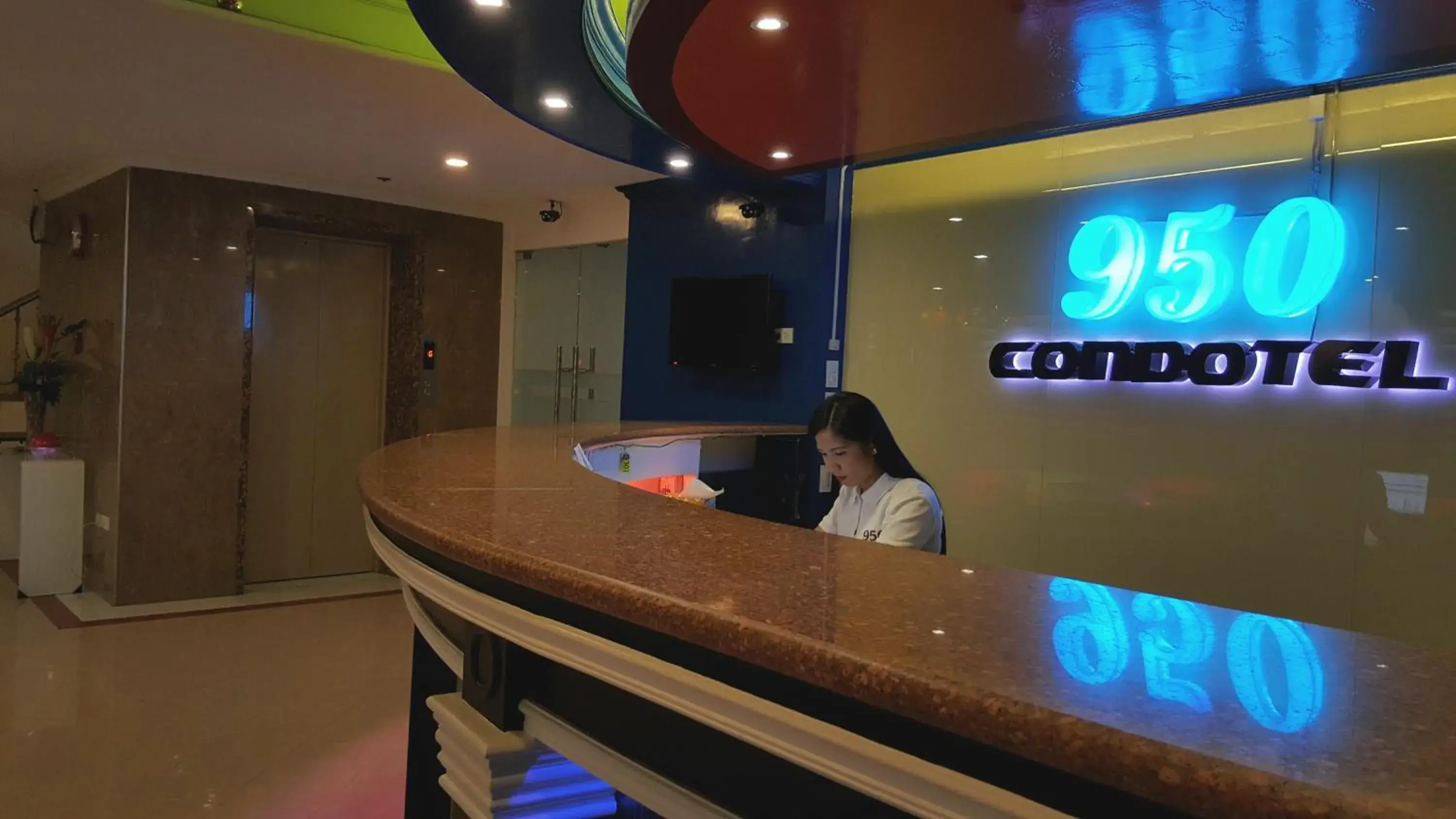 Lobby or reception in 950 Condotel Lobby or reception in 950 Condotel