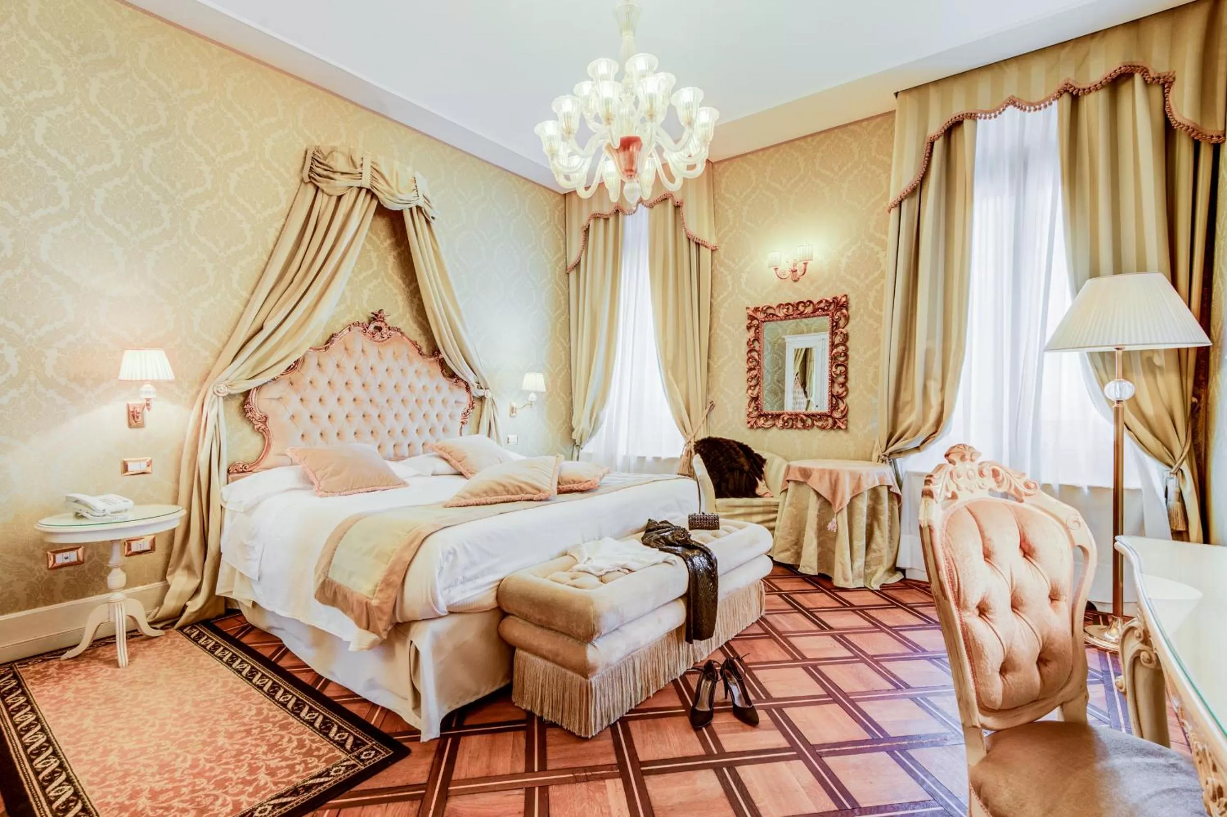 Photo of the whole room, Bed in Hotel Al Duca Di Venezia