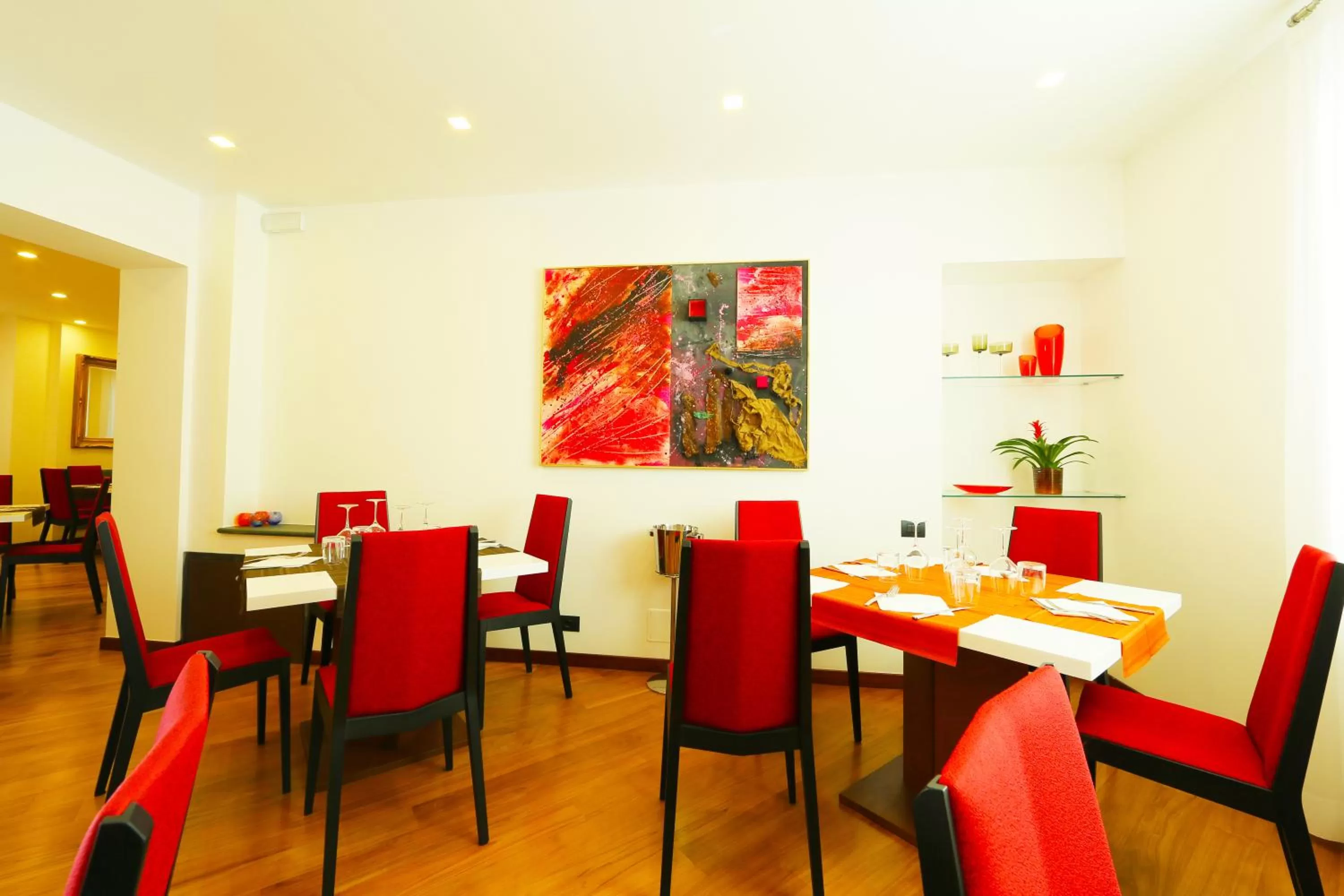 Restaurant/places to eat in Kalos Relais