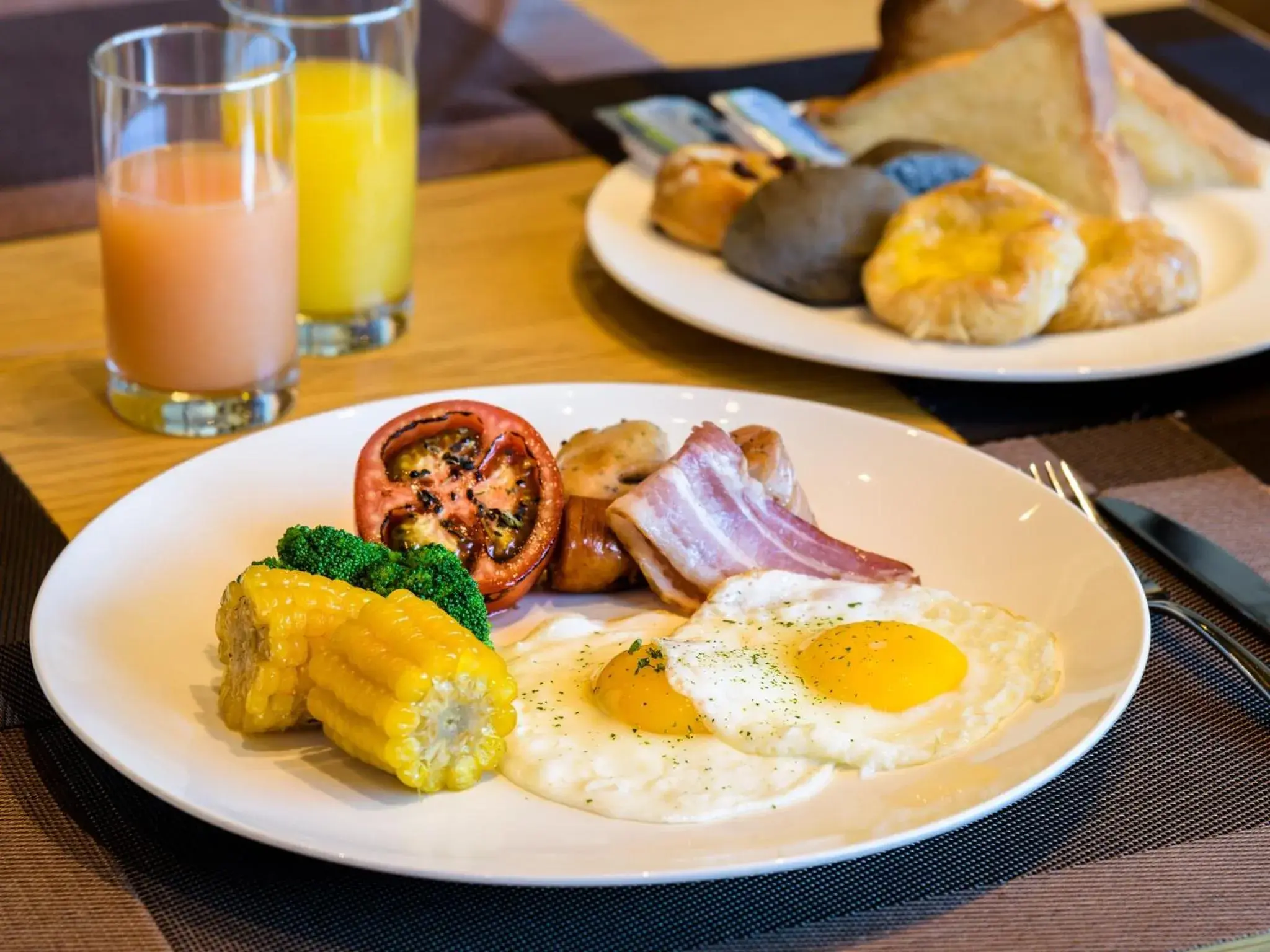 Restaurant/places to eat, Breakfast in Grabel Hotel