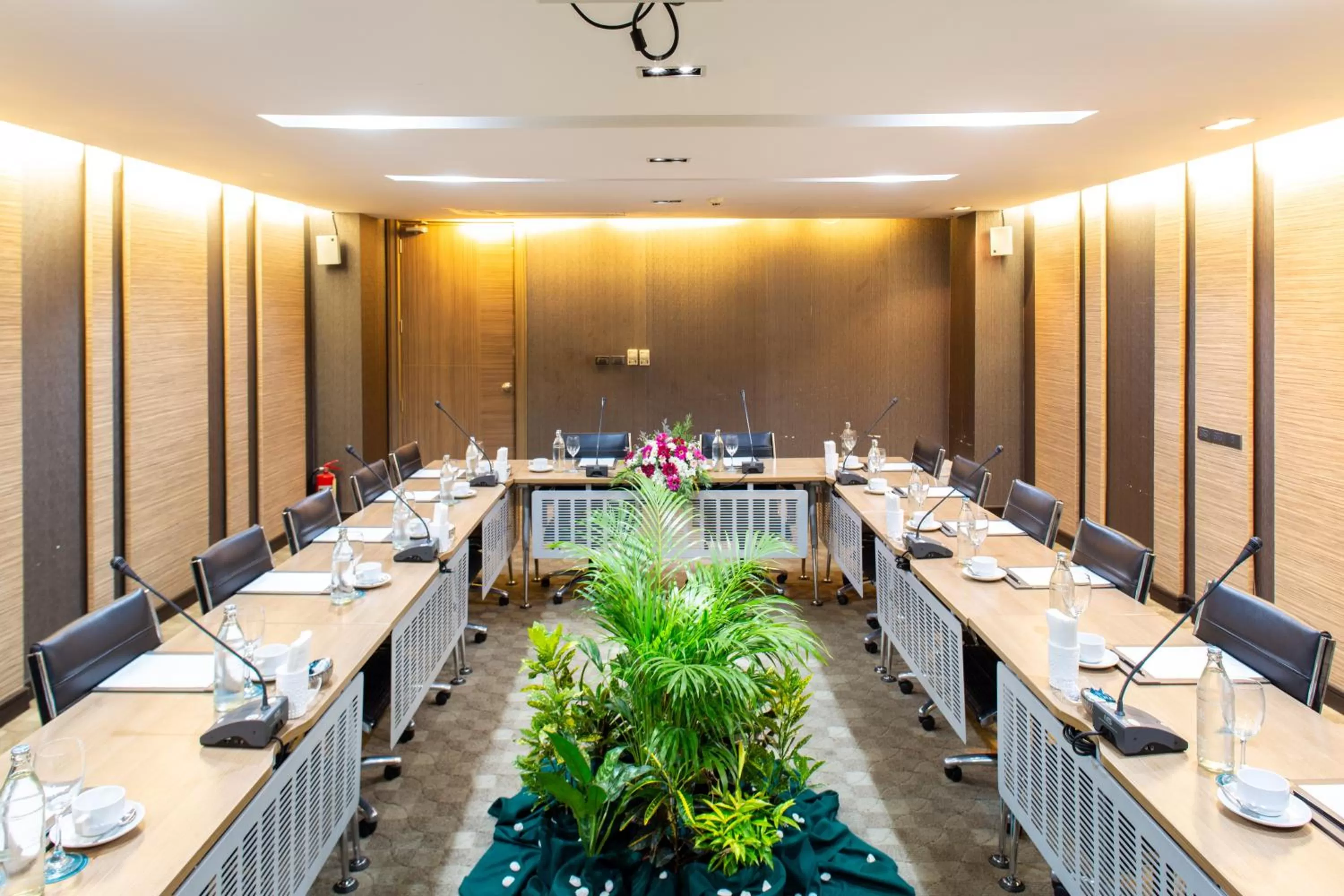 Meeting/conference room in Mida Hotel Don Mueang Airport