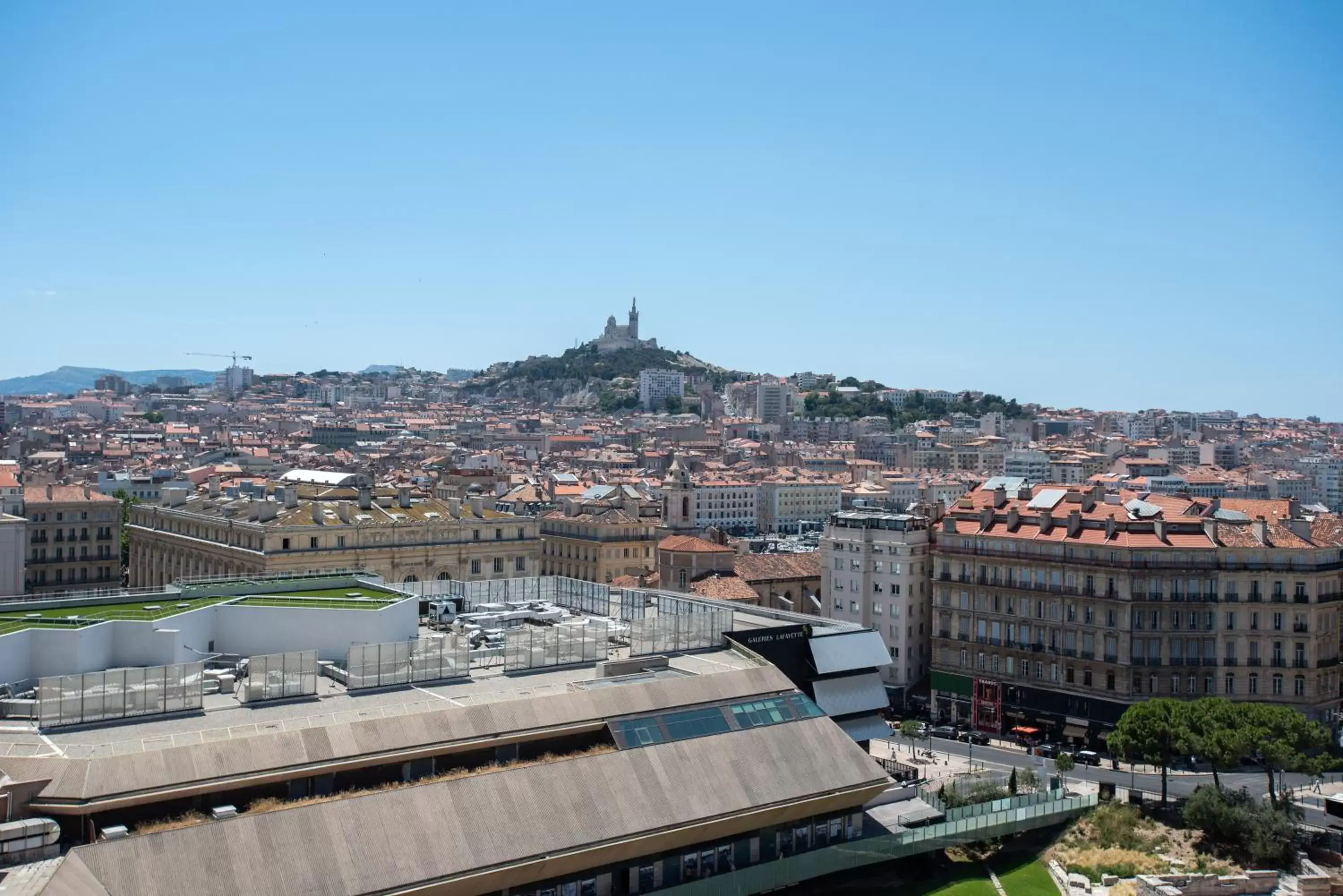 City view in Mercure Marseille Centre Vieux Port