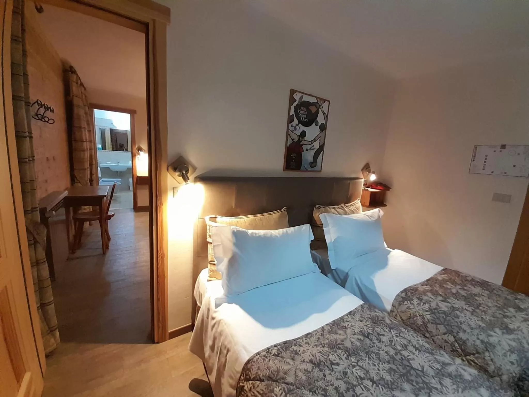 Bed in Hotel Astoria