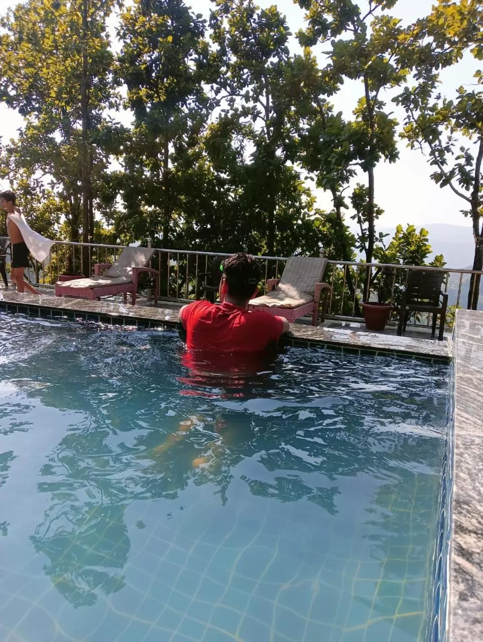 Swimming Pool in Blue Pine Orchards - Villas