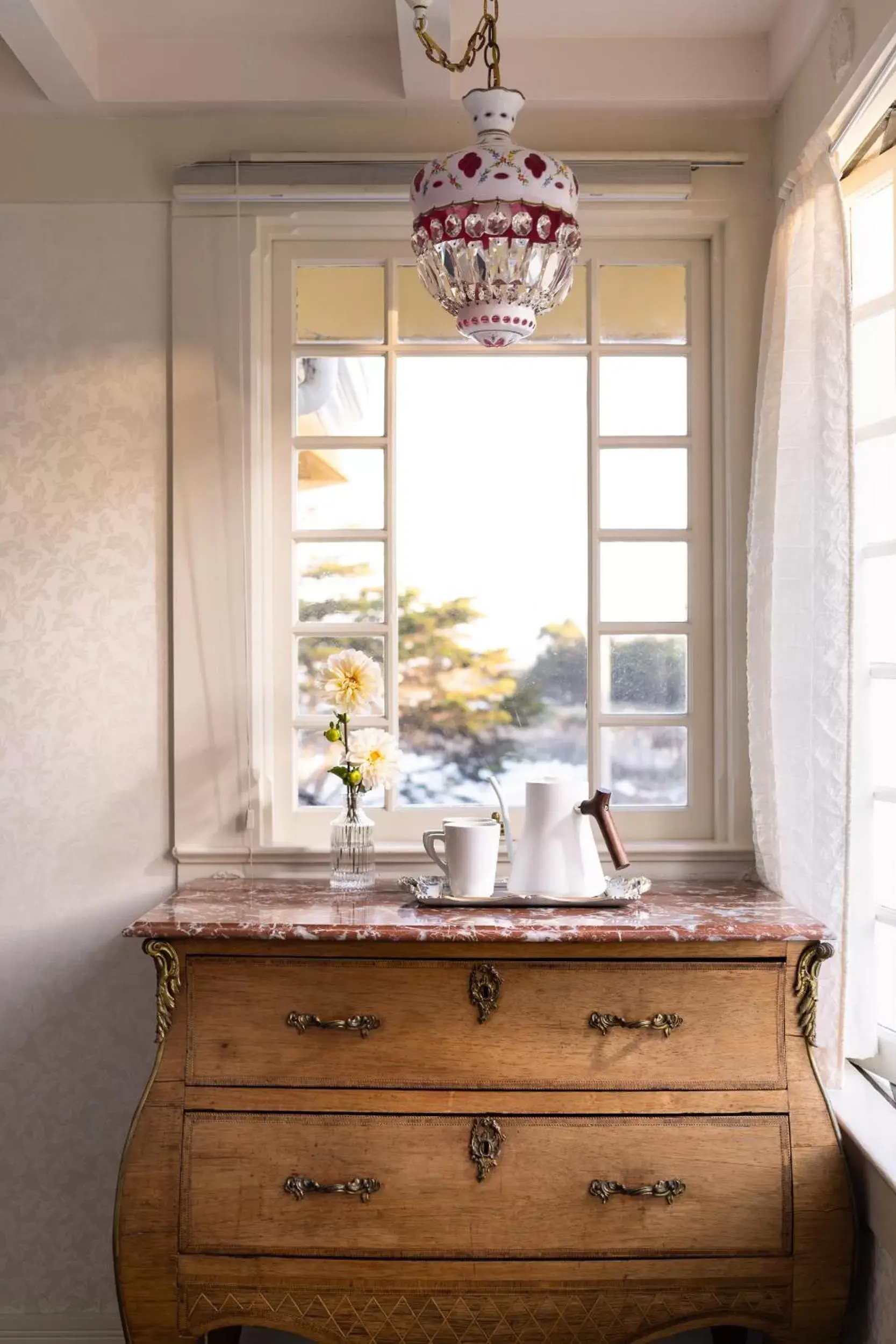 Bedroom in Seven Gables Inn on Monterey Bay, A Kirkwood Collection Hotel