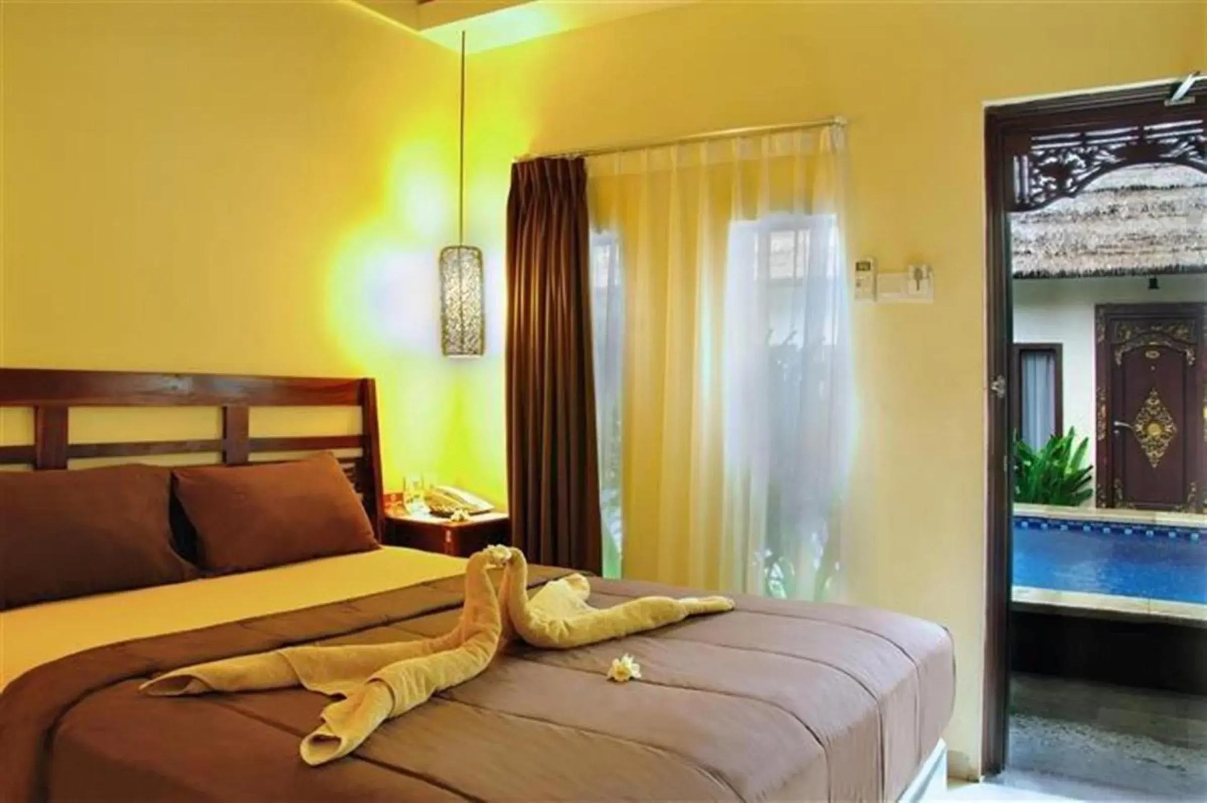 Bedroom, Bed in Coco de Heaven Hotel