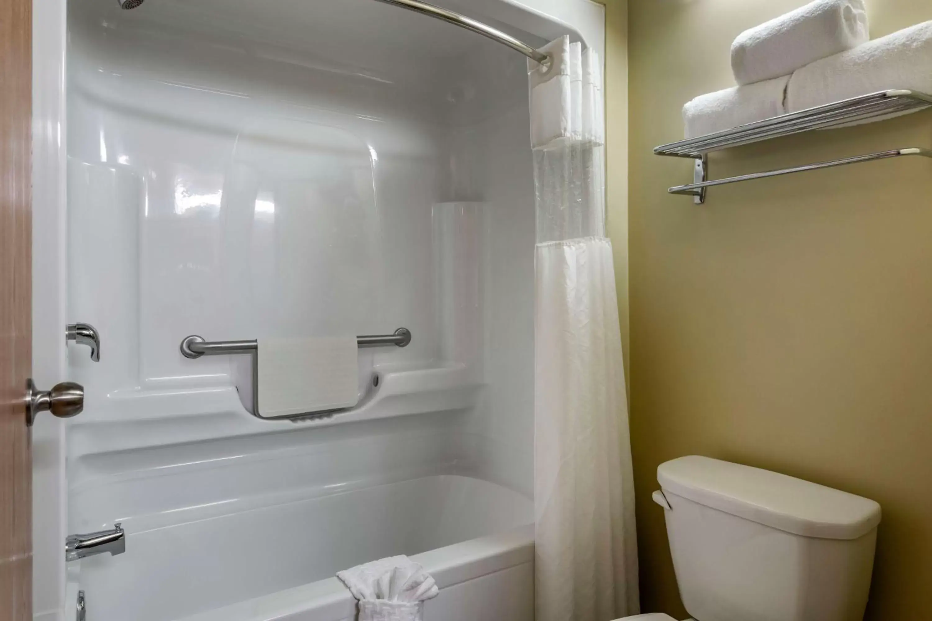 Bathroom in Best Western Dartmouth Hotel & Suites