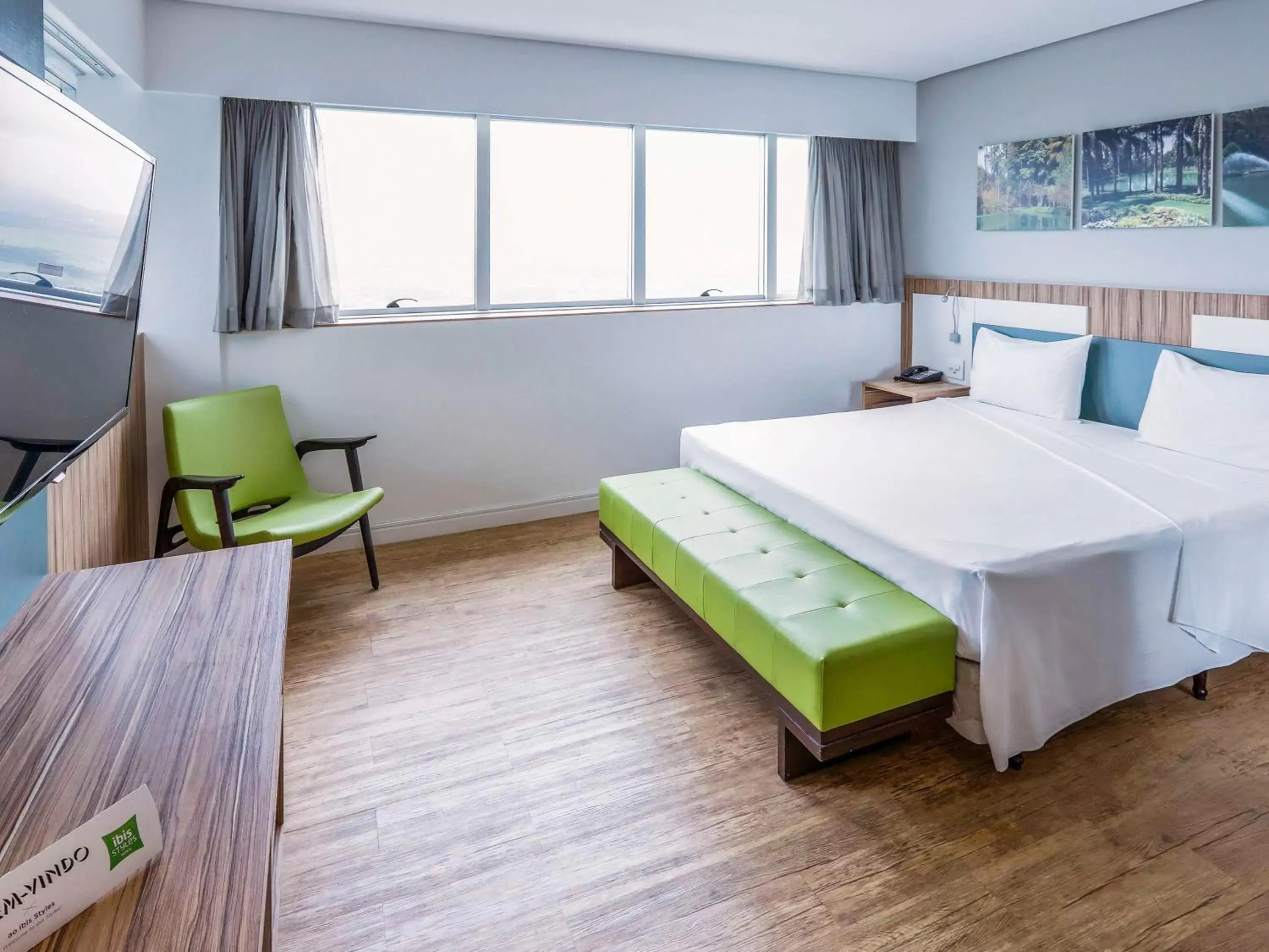 Photo of the whole room in ibis Styles Confins Aeroporto