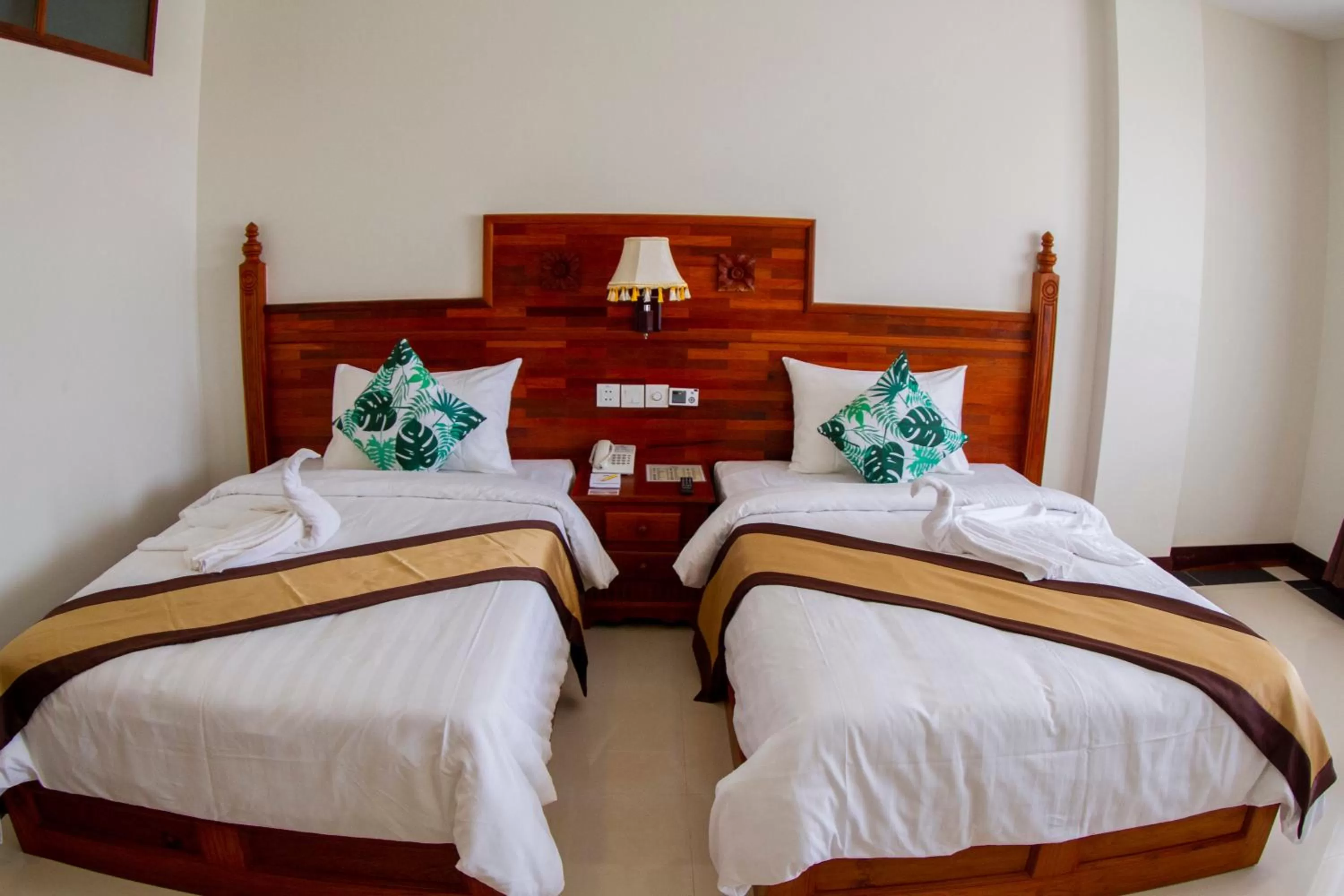 Bedroom, Bed in Kampong Thom Palace Hotel