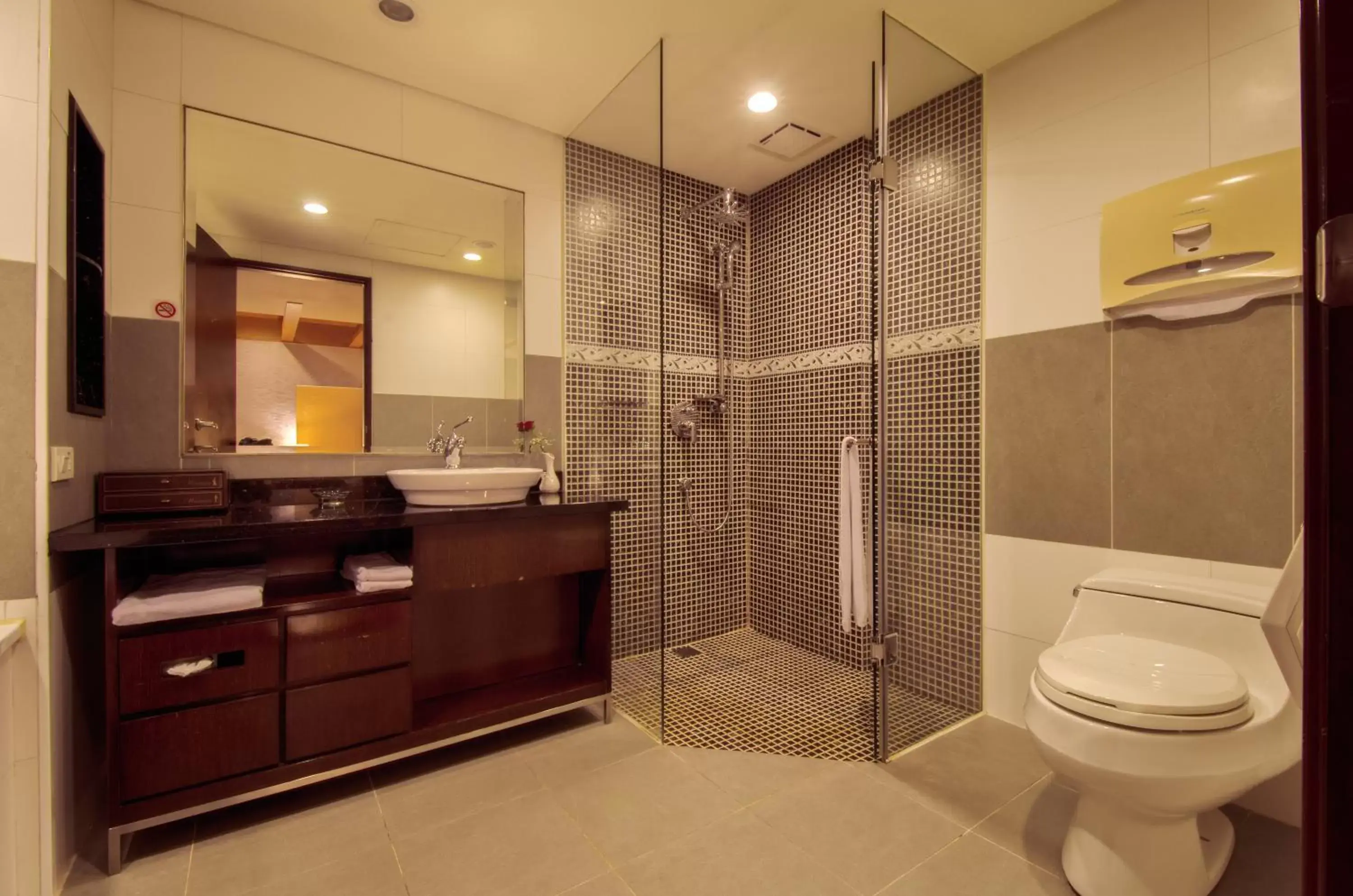 Bathroom in Waikoloa Hotel