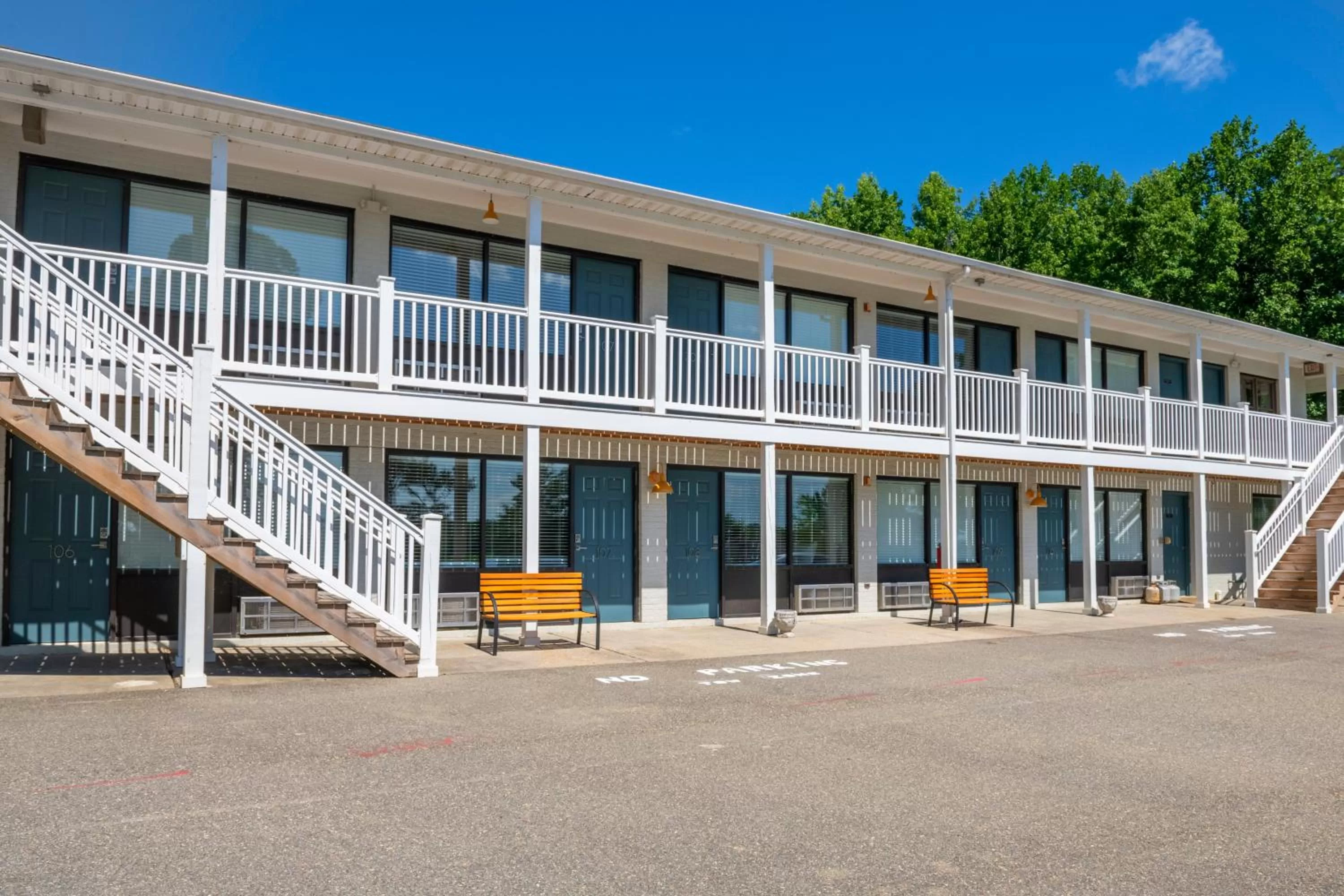 Property building in Rivers Rest Resort