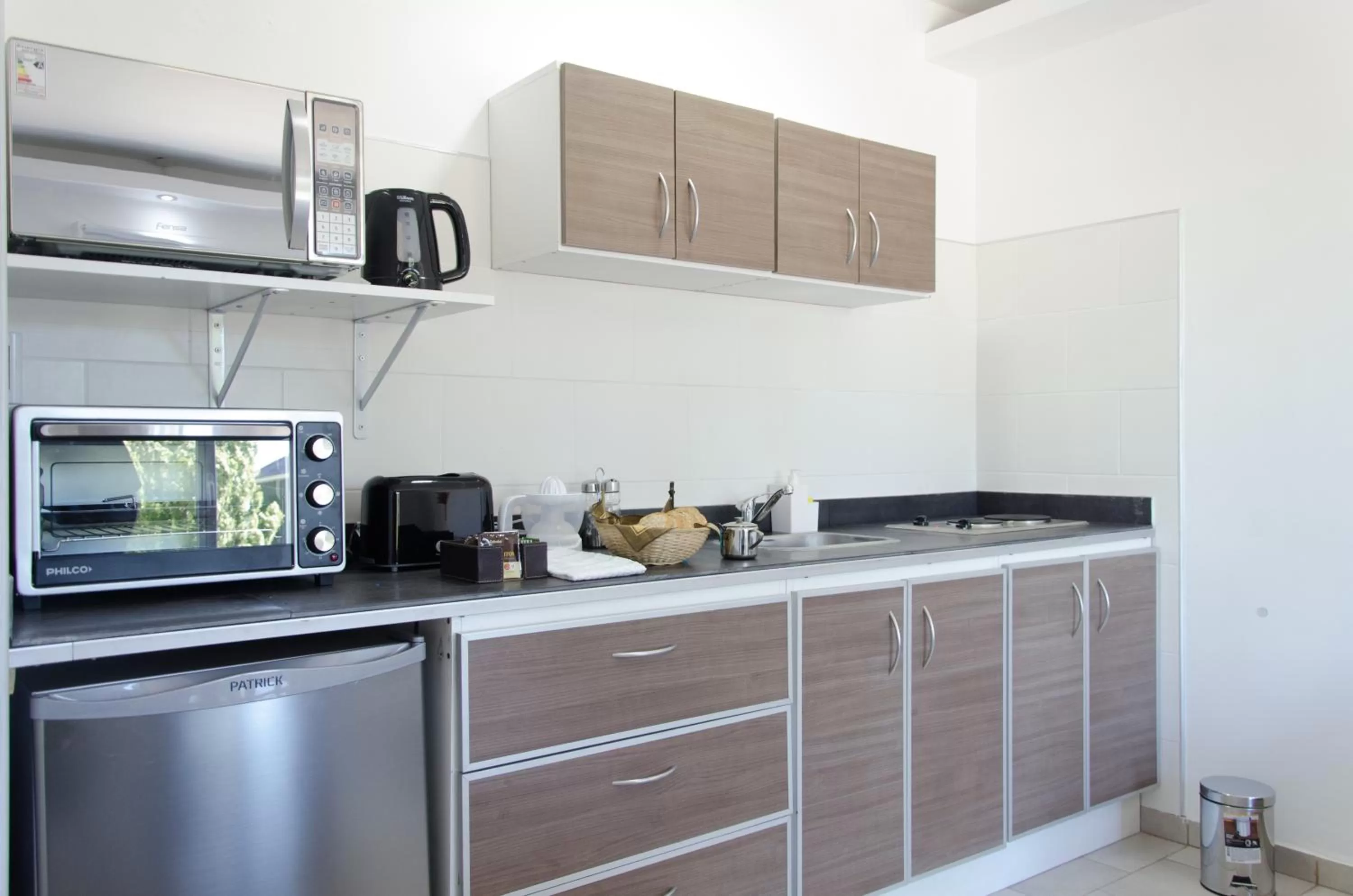 Kitchen or kitchenette in Flamenco Bay Apartments