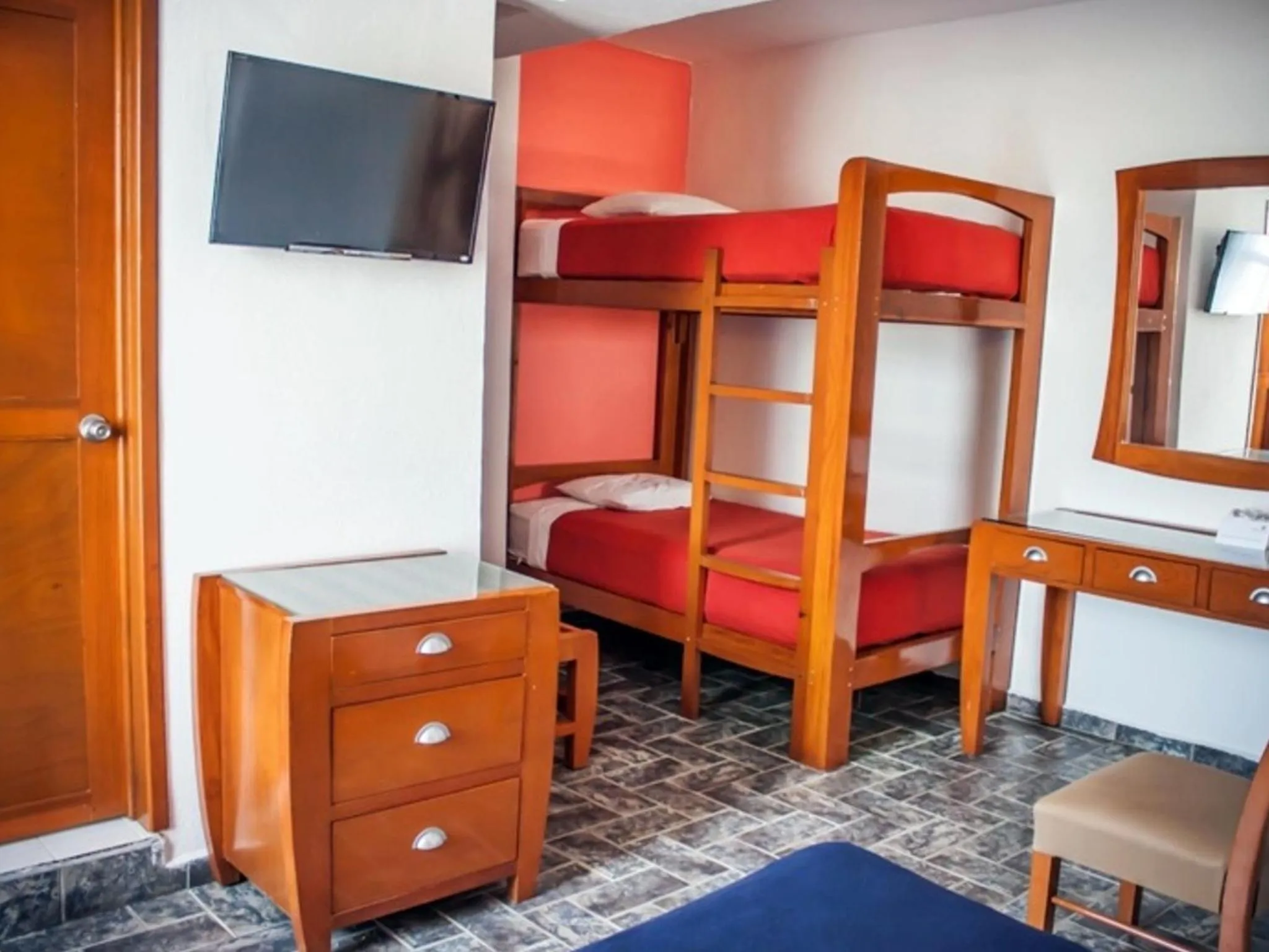 Photo of the whole room, Bed in Hotel Soberanis