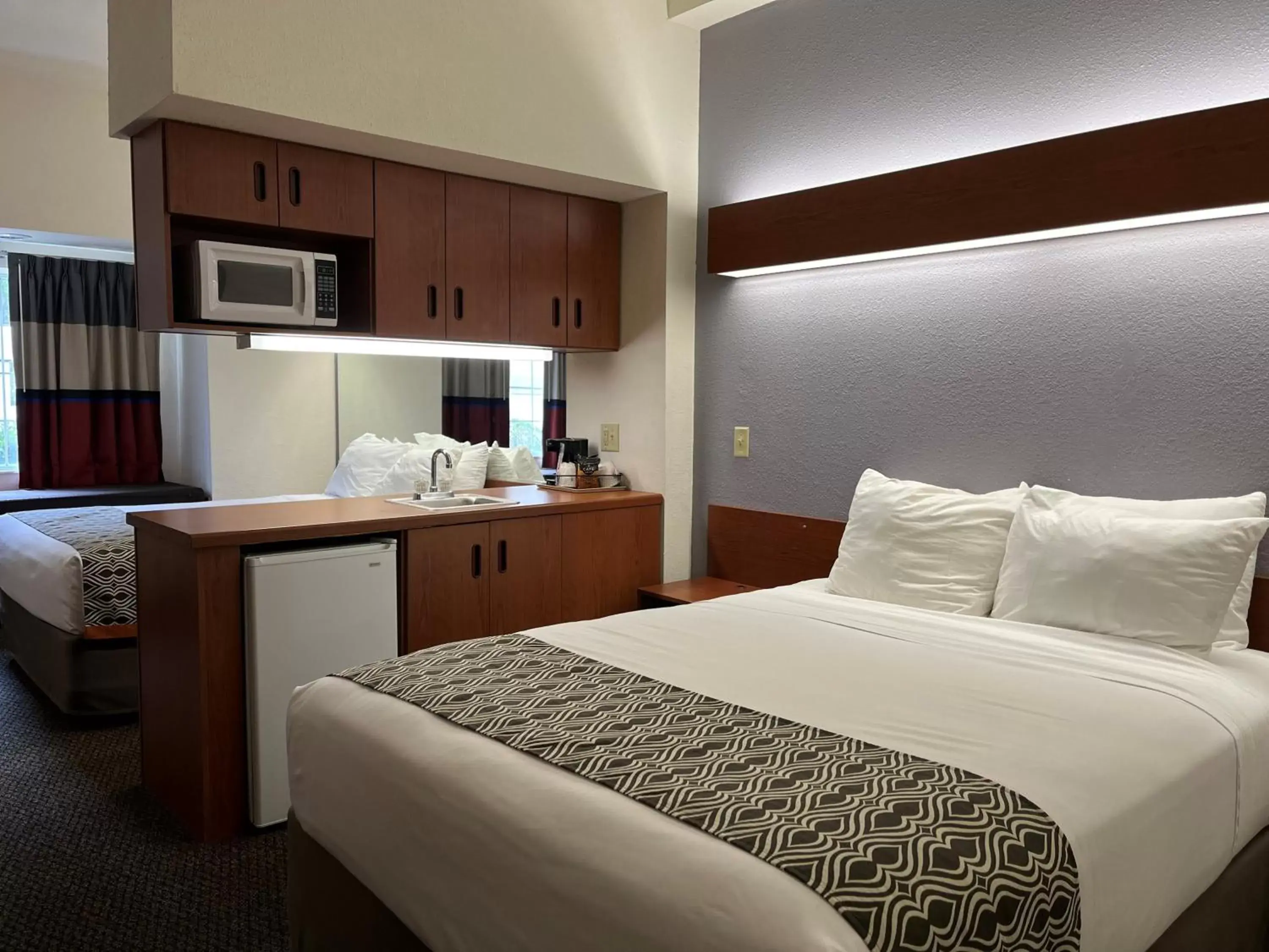 Bed in Microtel Inn and Suites by Wyndham - Lady Lake/ The Villages
