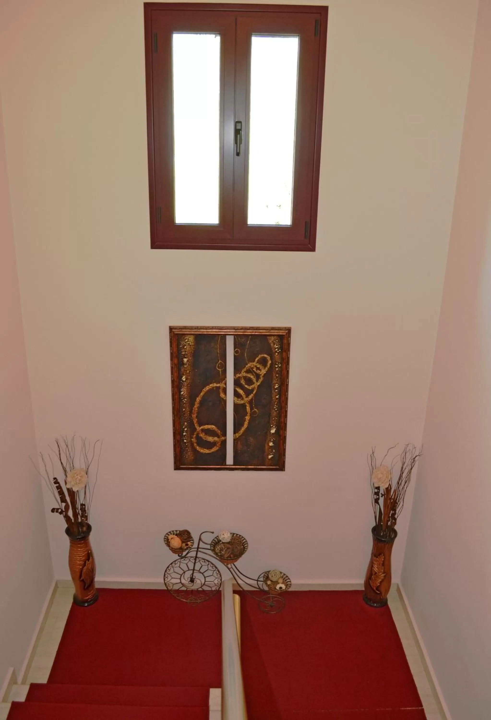 Area and facilities in Anesis