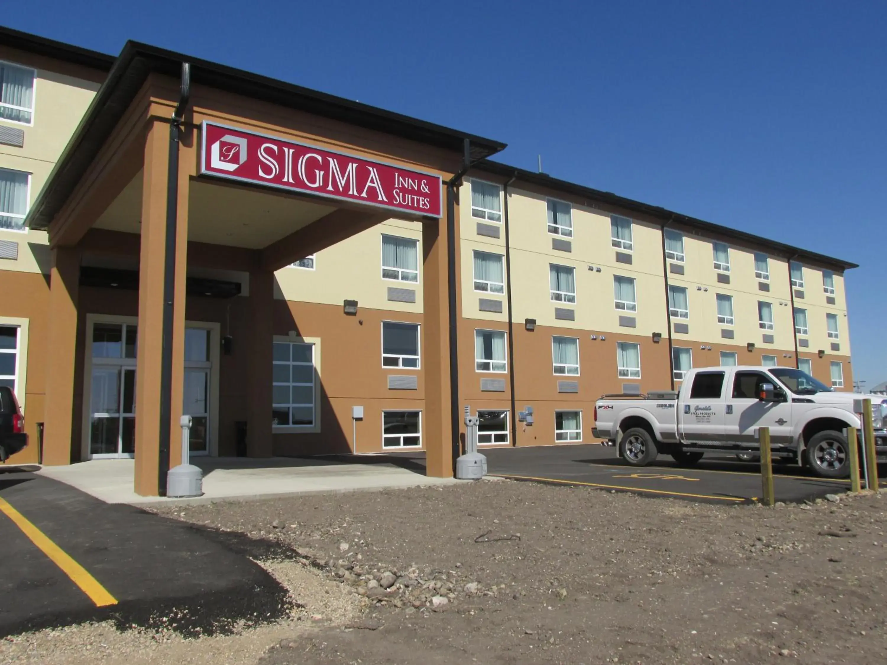 Facade/entrance in Sigma Inn & Suites