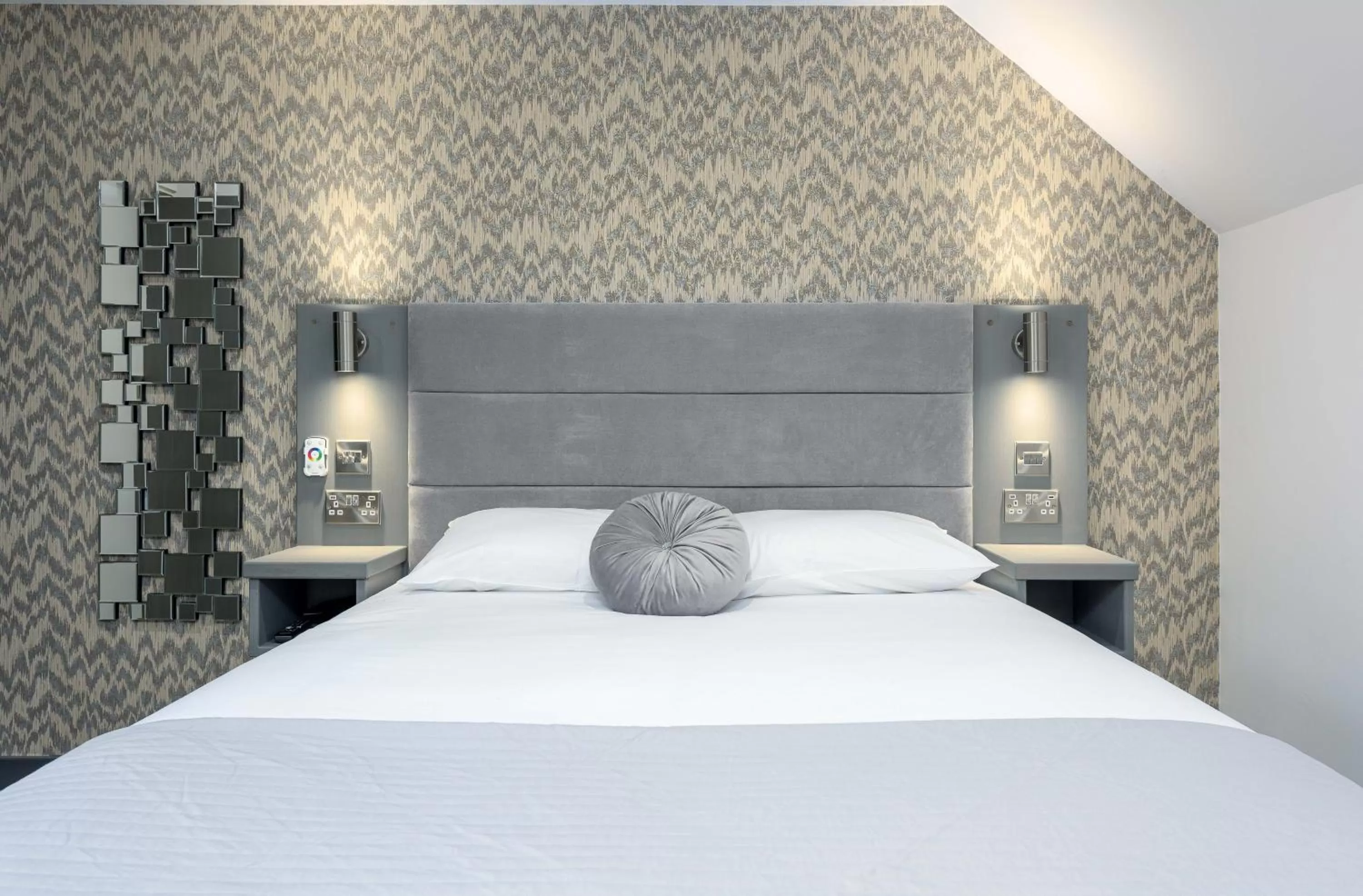 Bedroom, Bed in The Stanley Hotel